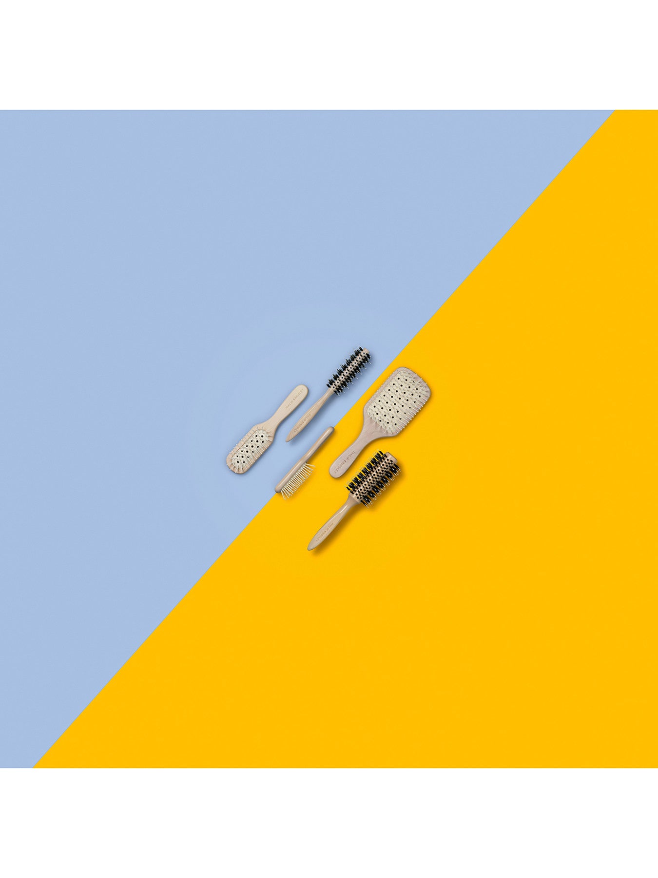 VENTED GROOMING BRUSH