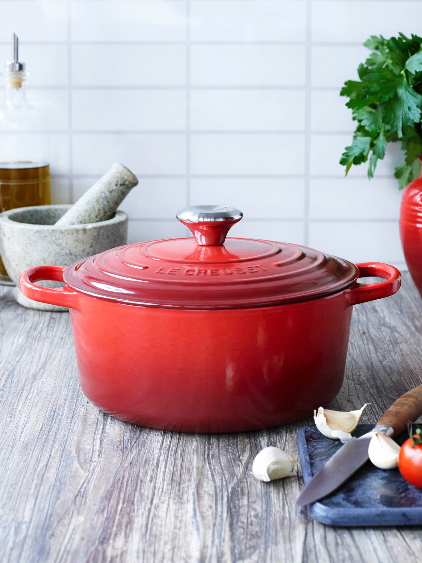 Cast Iron Round Casserole 24cm Cerise