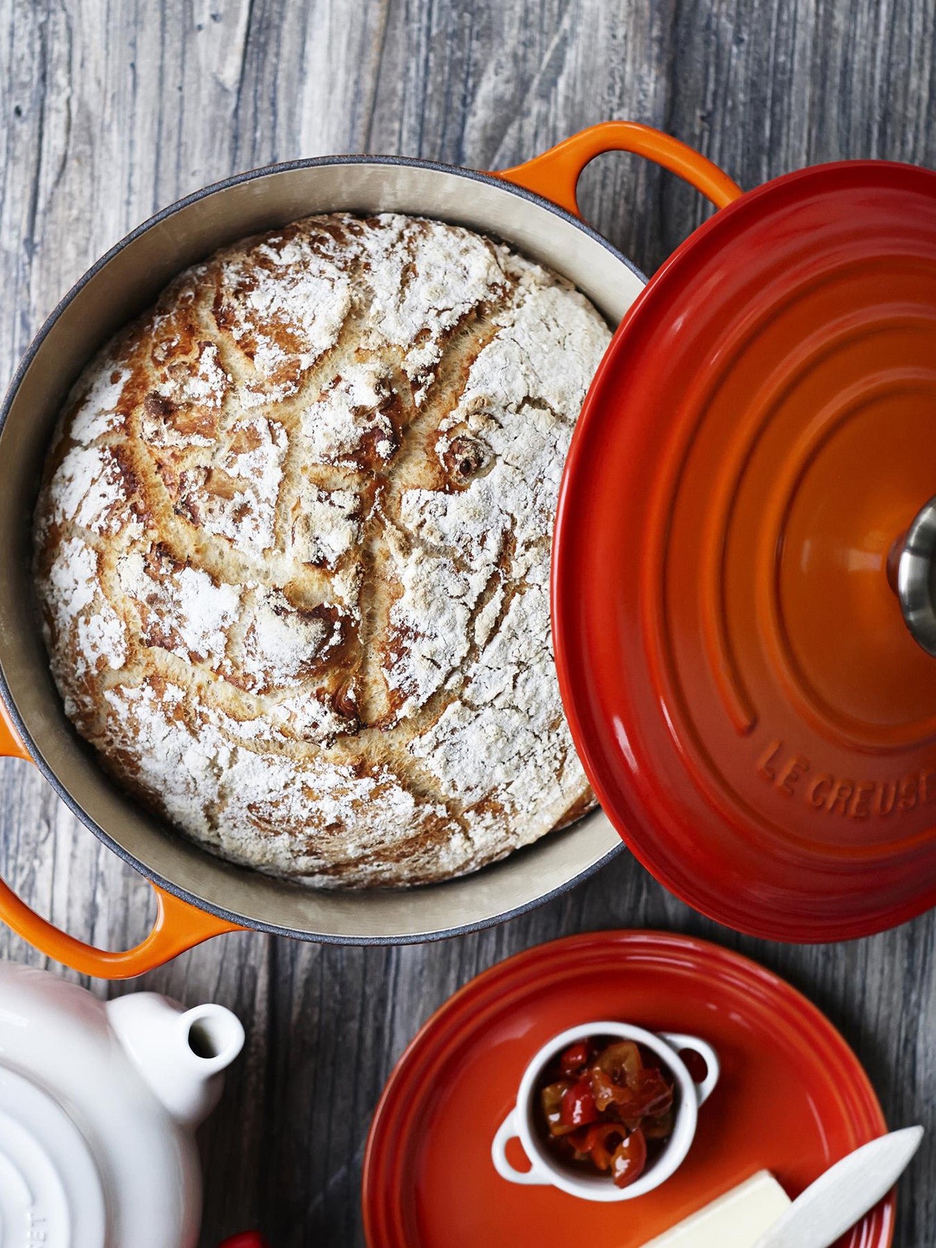 Cast Iron Round Casserole 24cm Volcanic