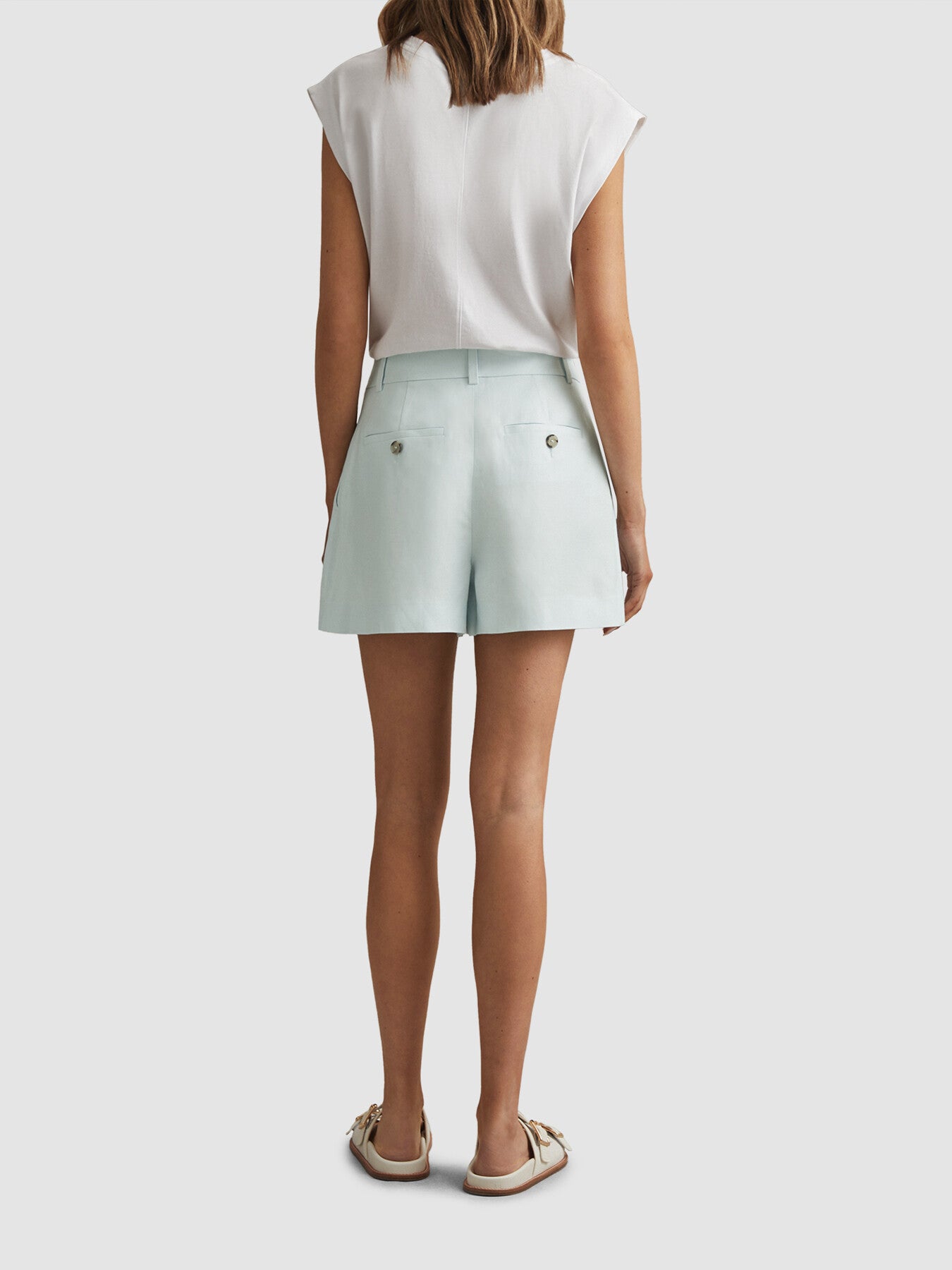 Lori Viscose-Linen Front Pleat Suit Shorts