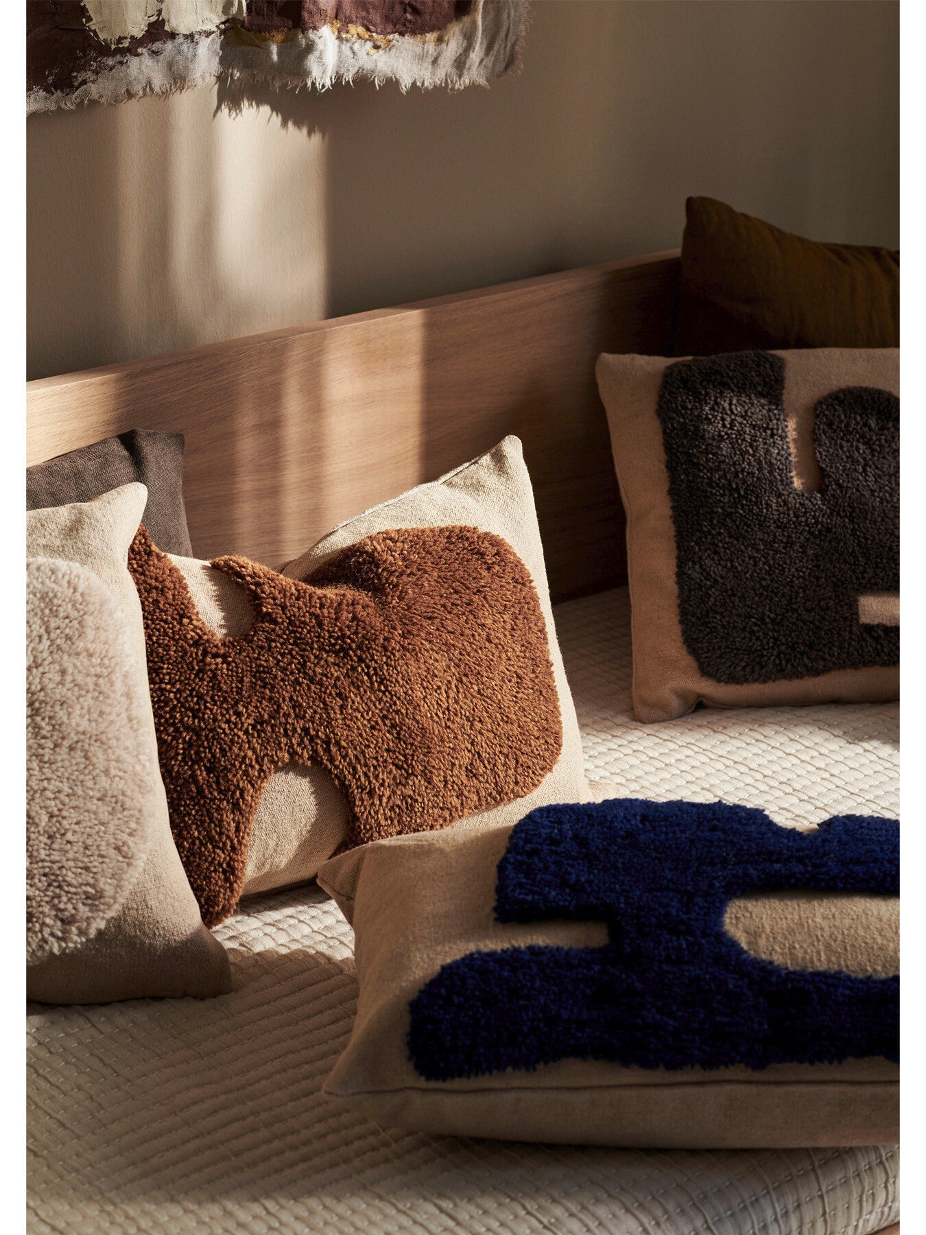 Lay Cushion Brown