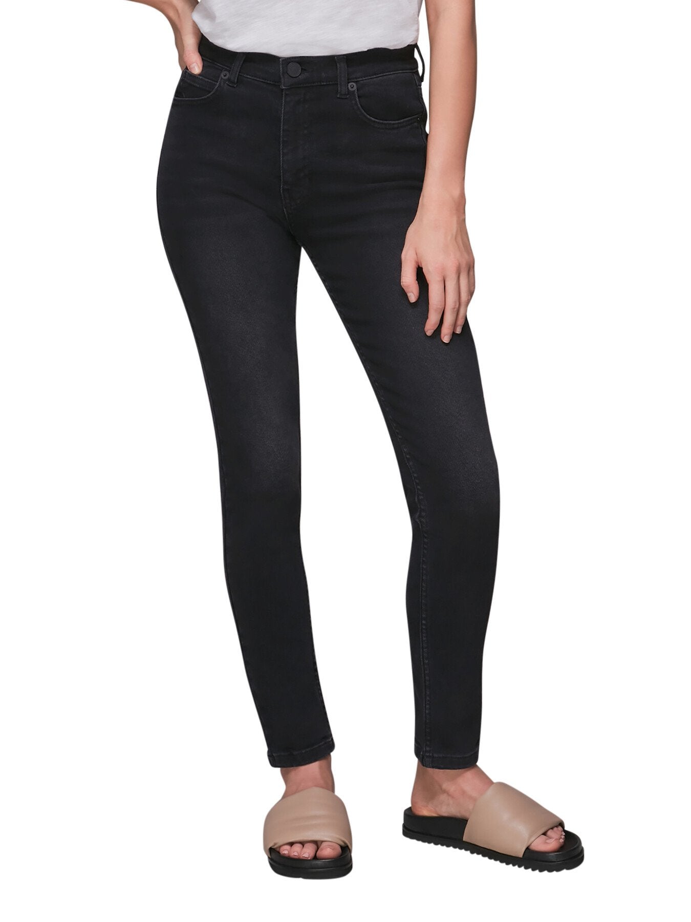 Sculpted Skinny Jean