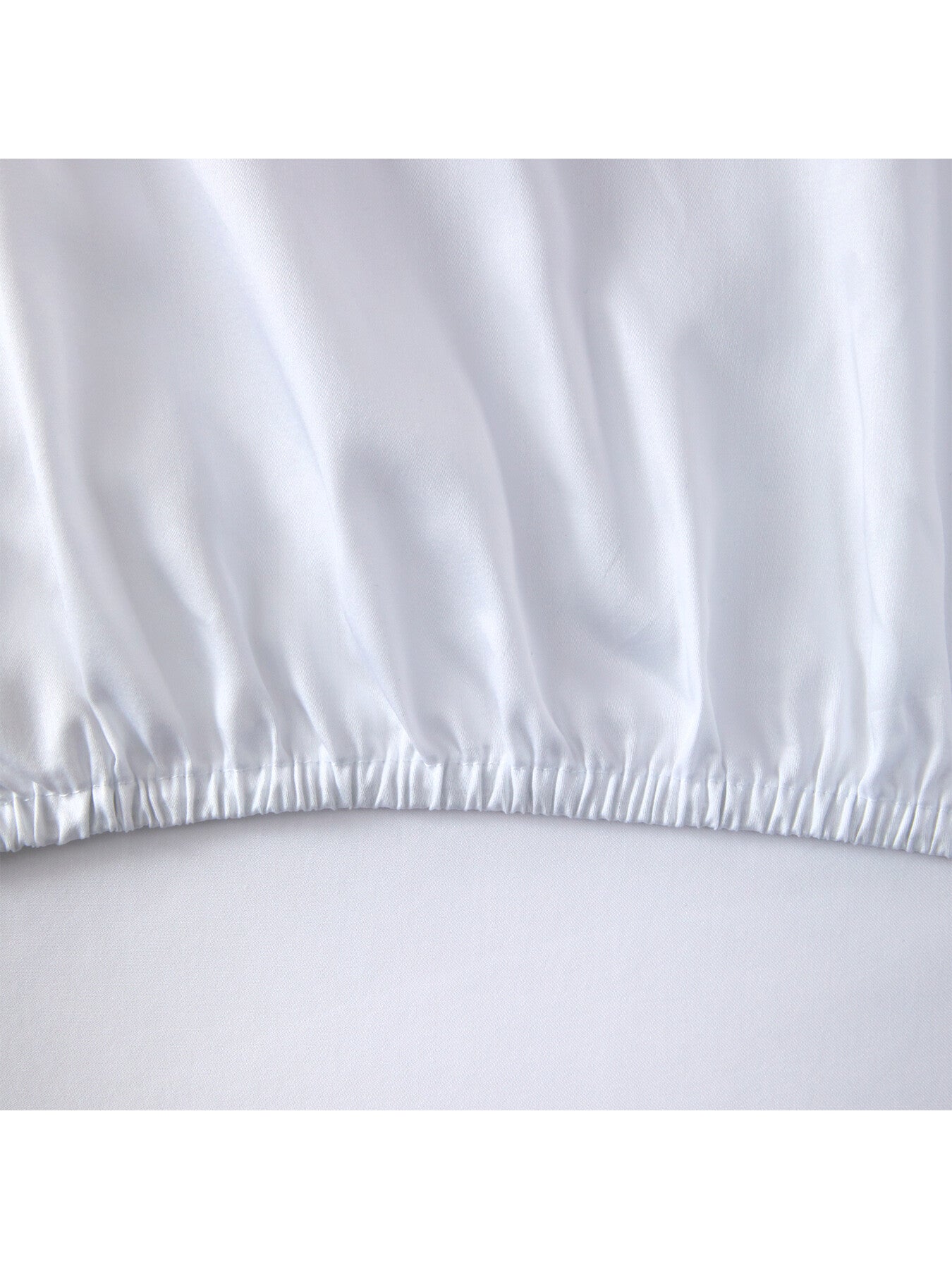 Triomphe Fitted Sheet Collection