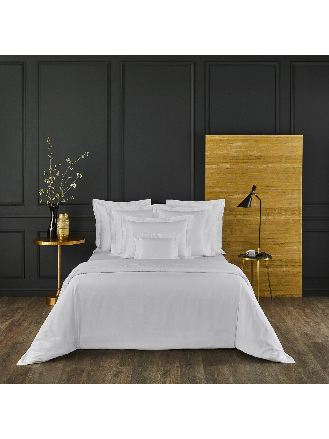 Triomphe Fitted Sheet Collection