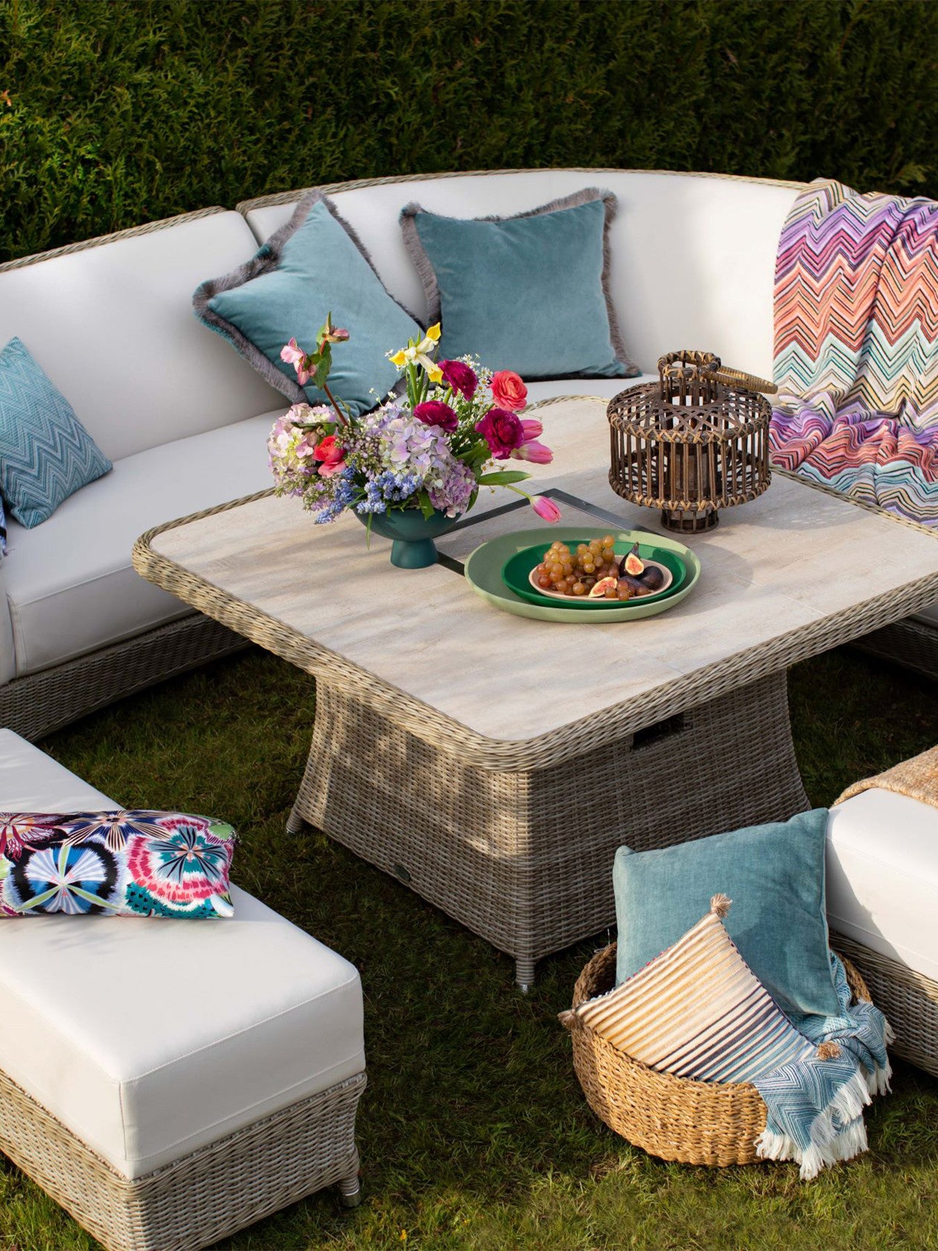 Monte Carlo Modular Sofa with Square Firepit Casual Dining