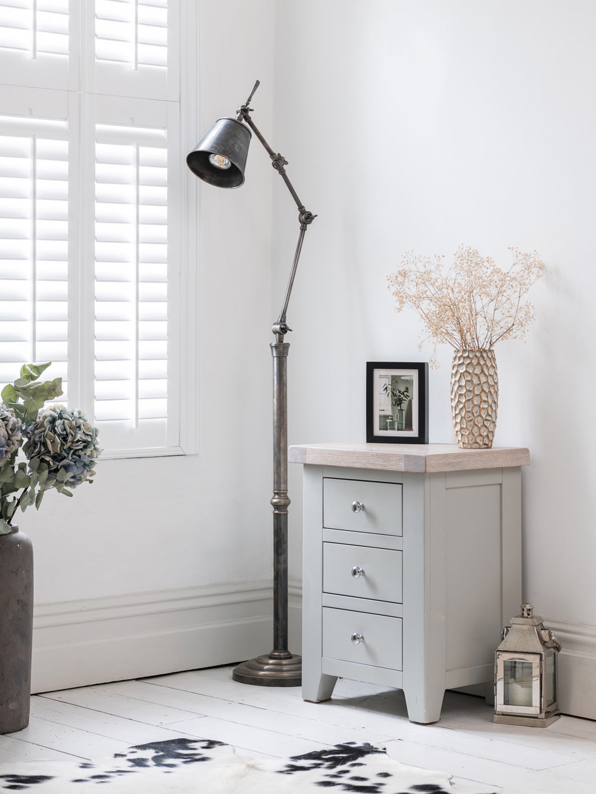 Winchcombe 3 Drawer Bedside Table