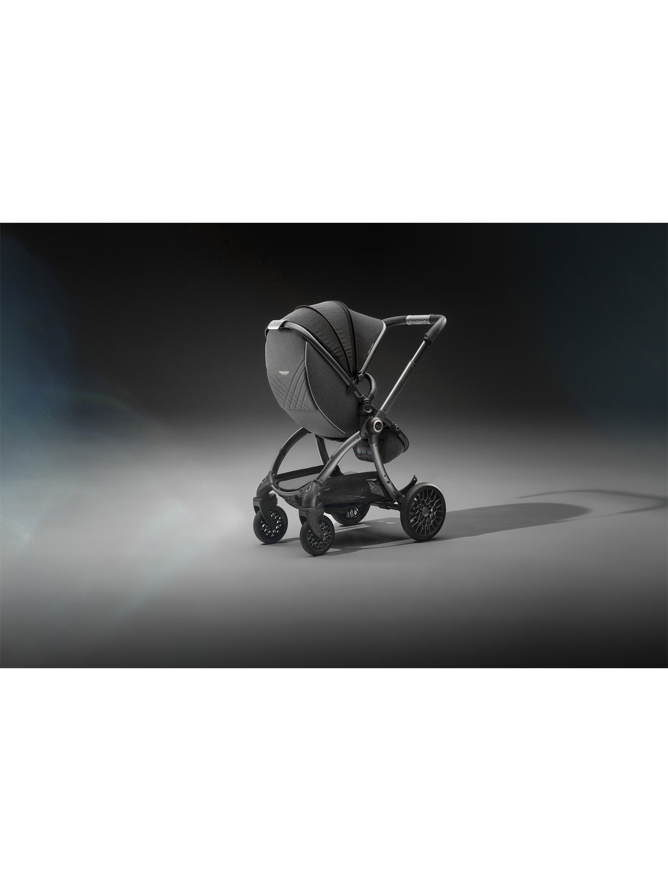 Luxury Egg3 x Aston Martin Stroller & Carrycot Set in Classic Grey – Limited Edition