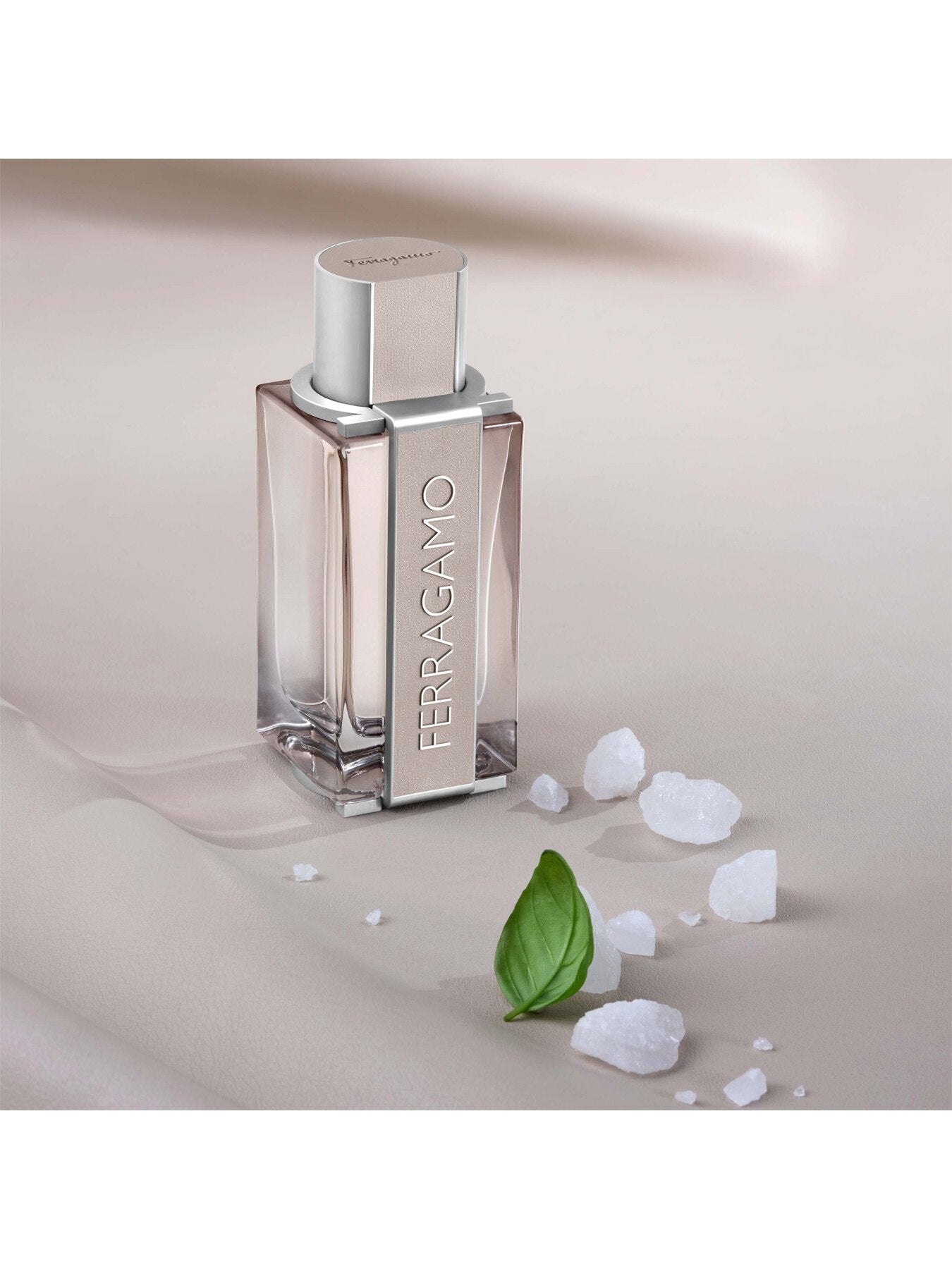 Bright Leather Eau de Toilette 100ml