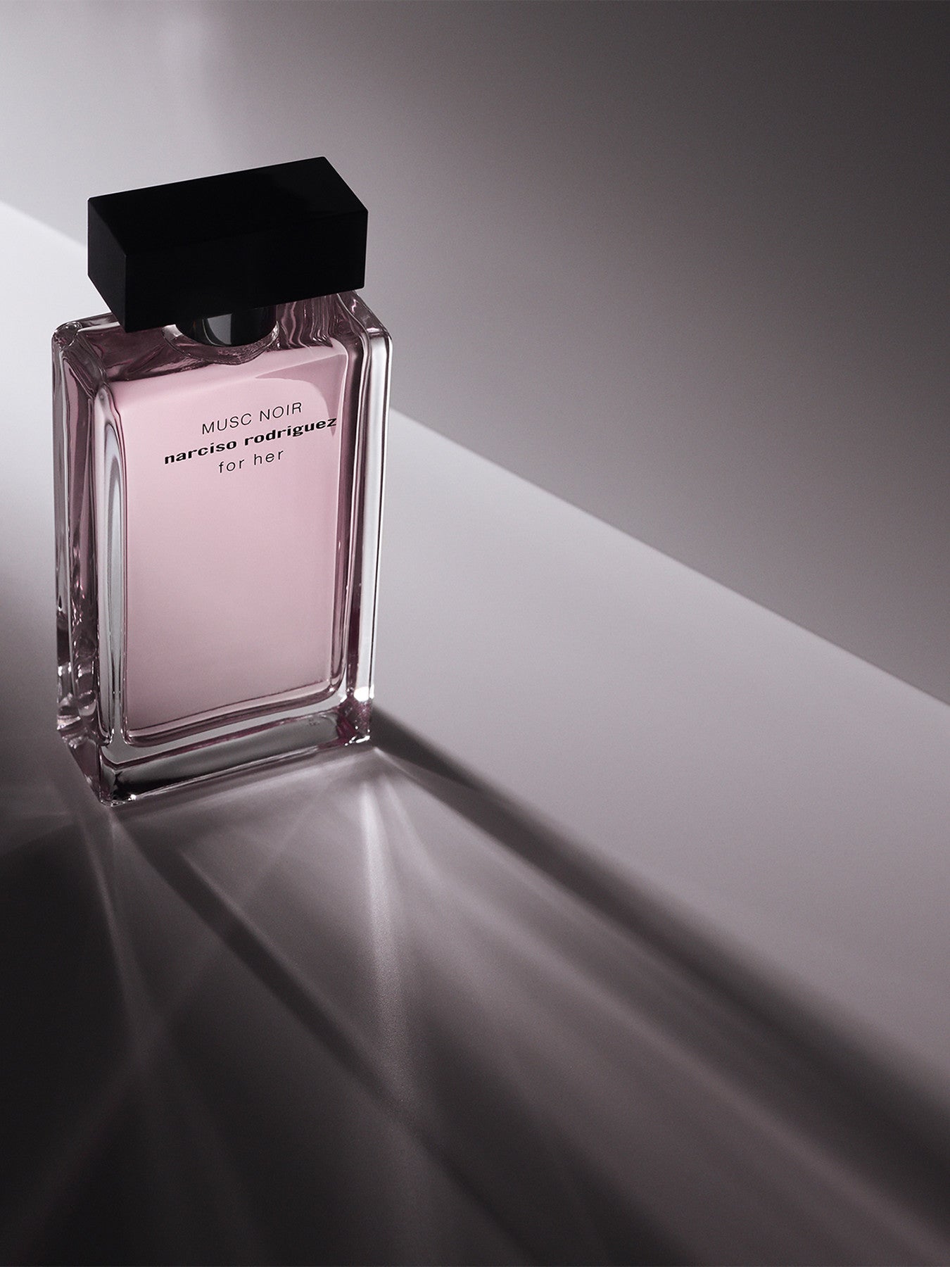 For her Musc Noir Eau de Parfum 50ml