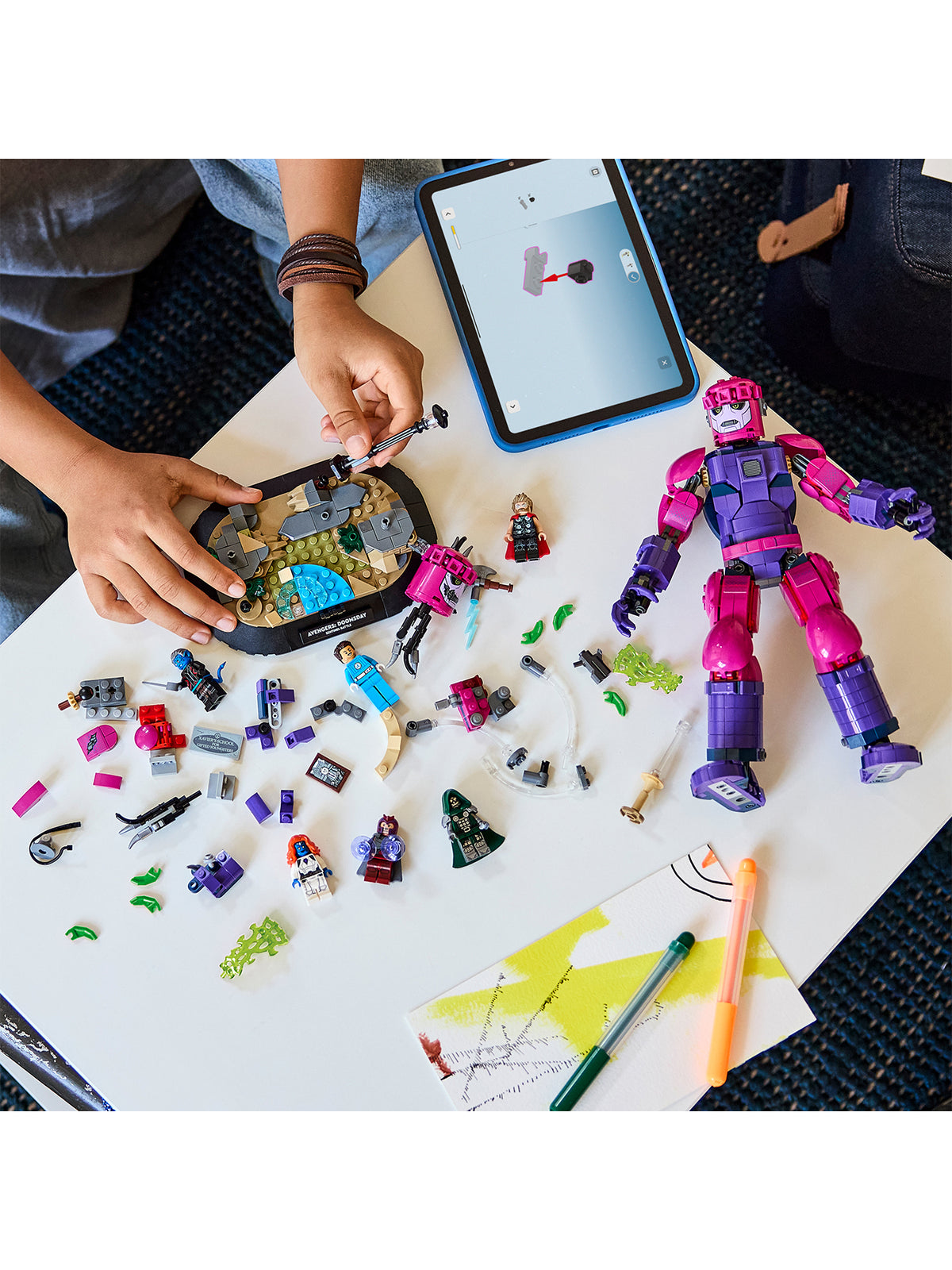 Super Heroes 76348 Construction Set