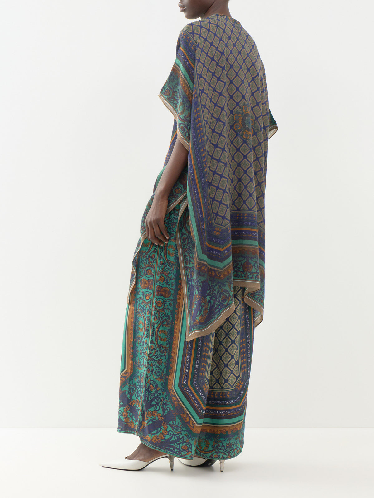 Amulet 100% Wool Throwover