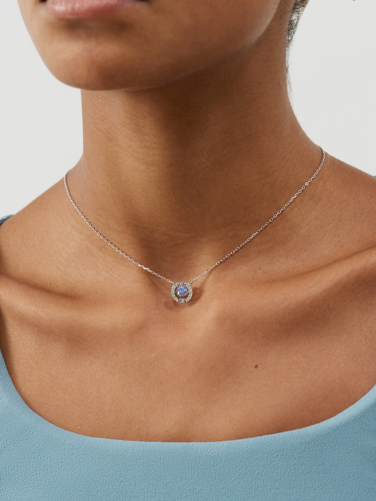 Sparkling Round Necklace (Silver)