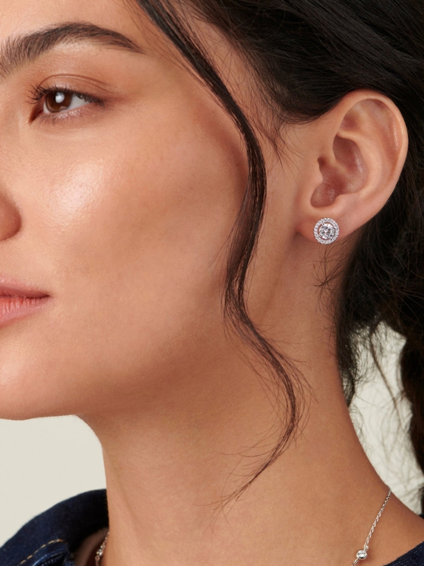 Classic Round Borderset Stud Earrings
