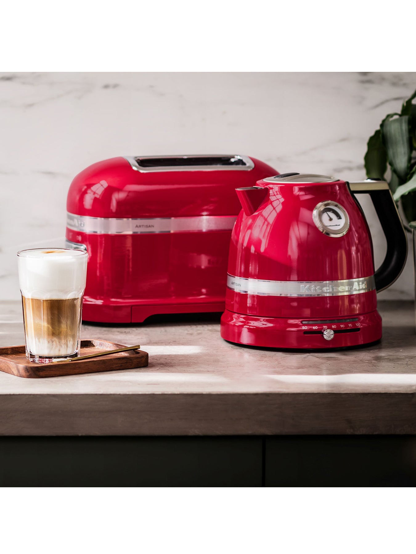 Artisan 2 Slice Toaster Red