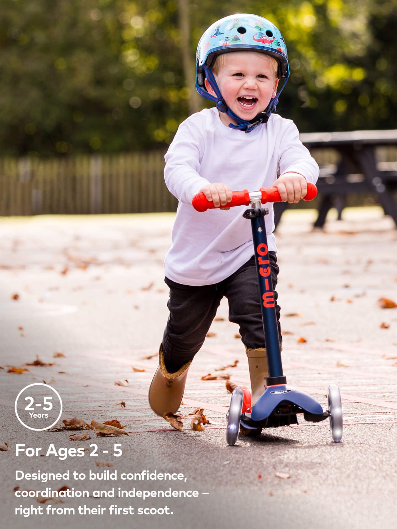 Mini Micro Deluxe Scooter Navy