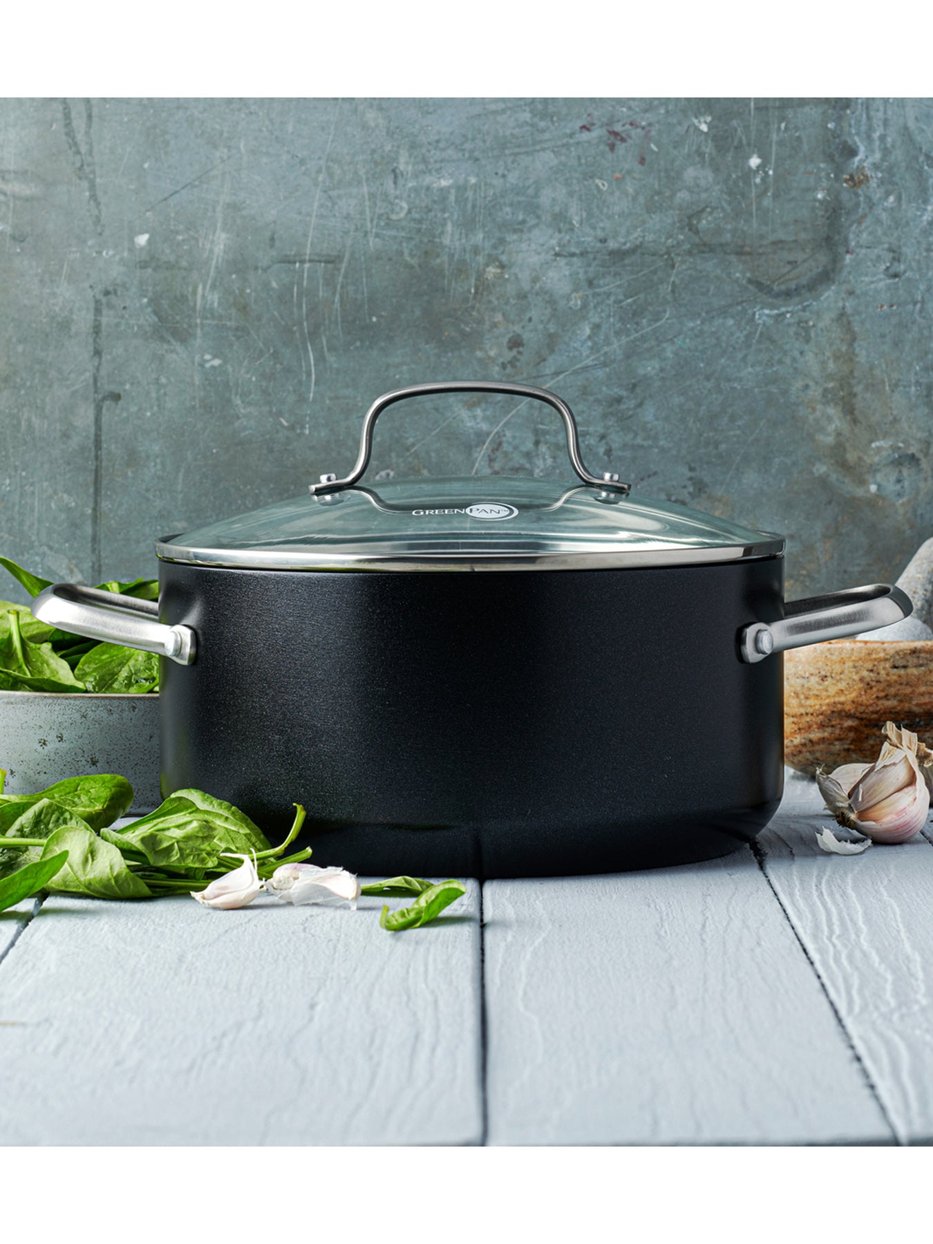 Copenhagen Covered Casserole 24cm Black