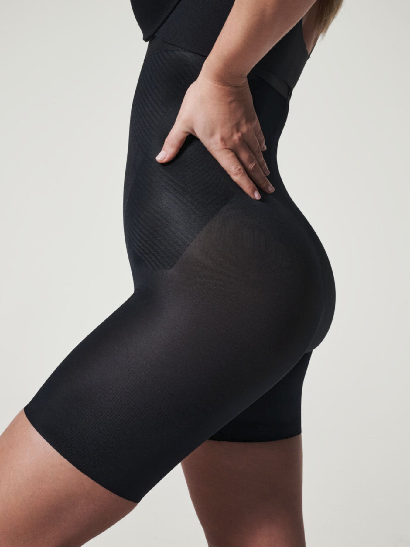 Thinstincts 2.0 High Waisted Mid Short