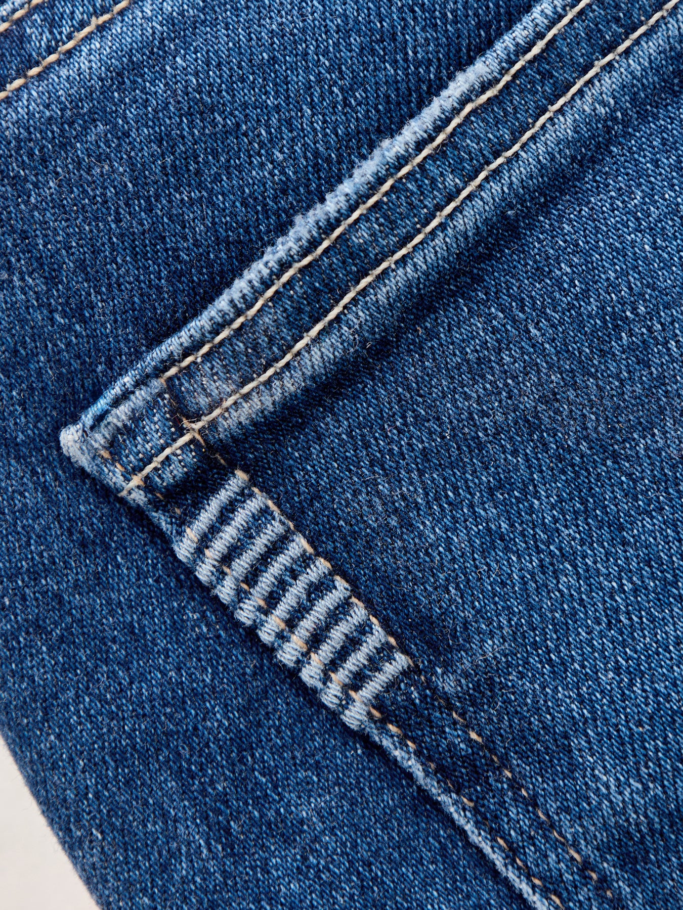 Cindy High Rise Straight Jean Blue