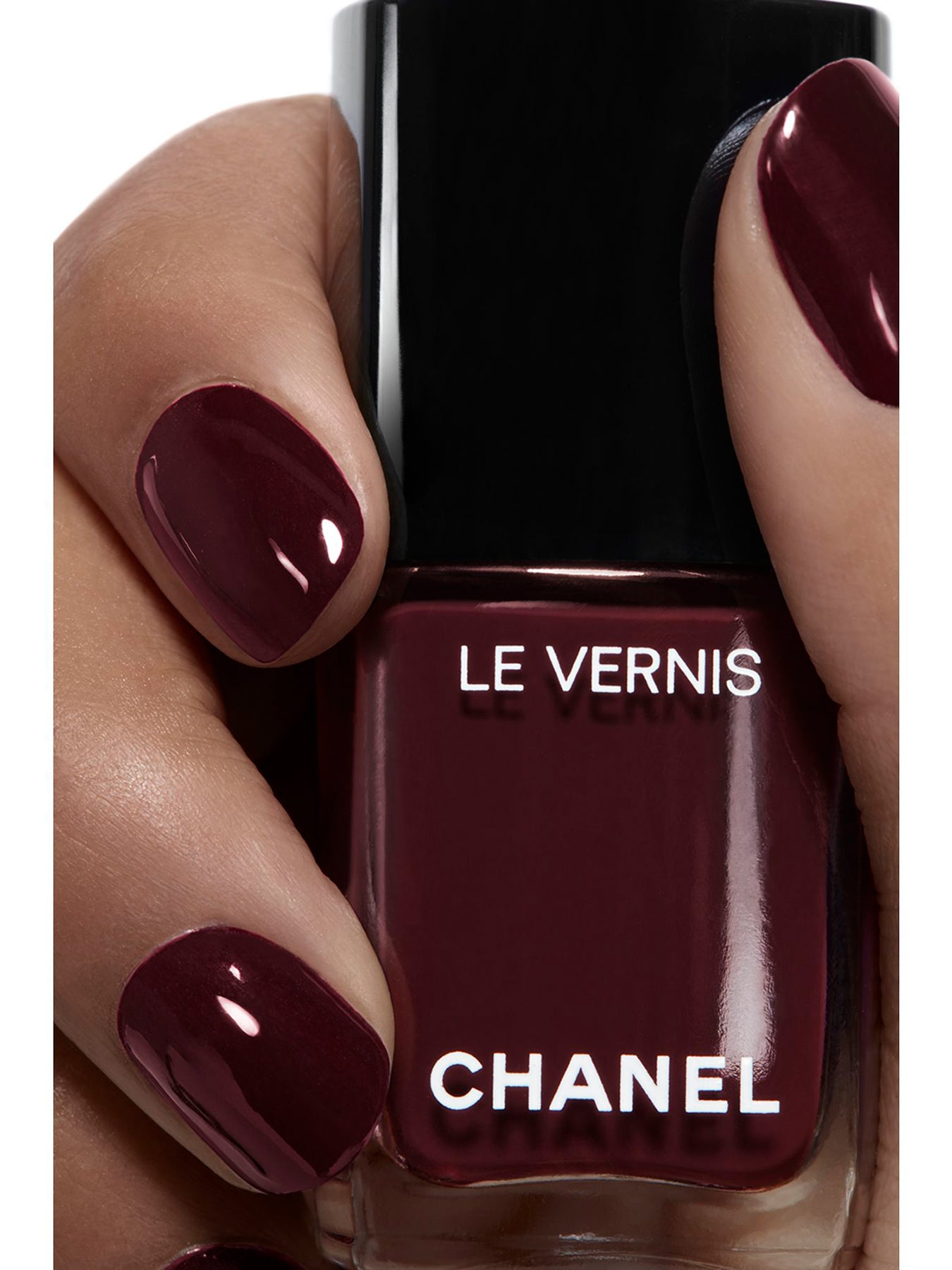 Le Vernis Dark