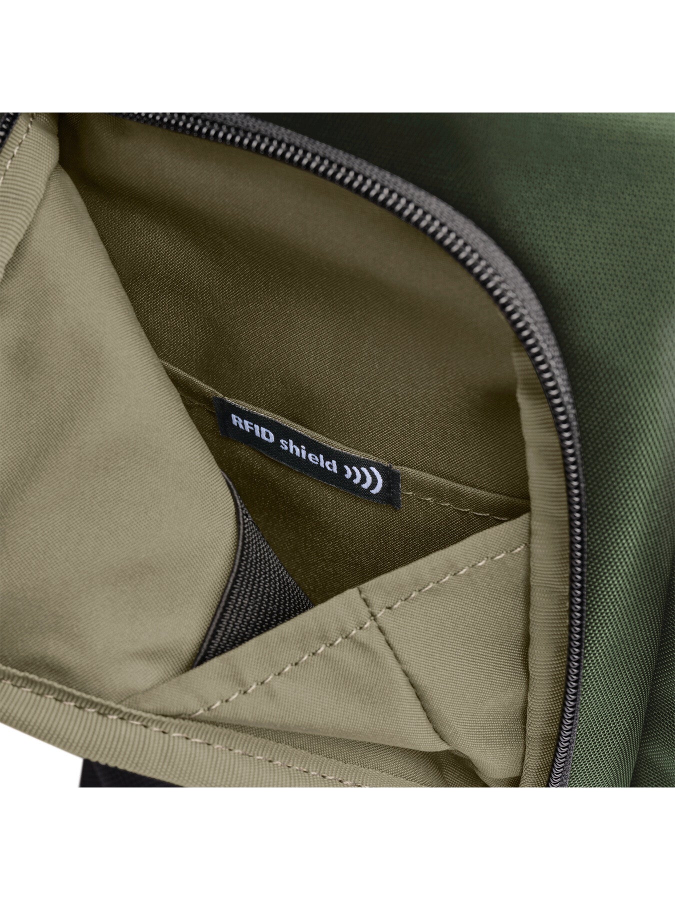 Briggs and Riley Medium Expandable 40cm Backpack