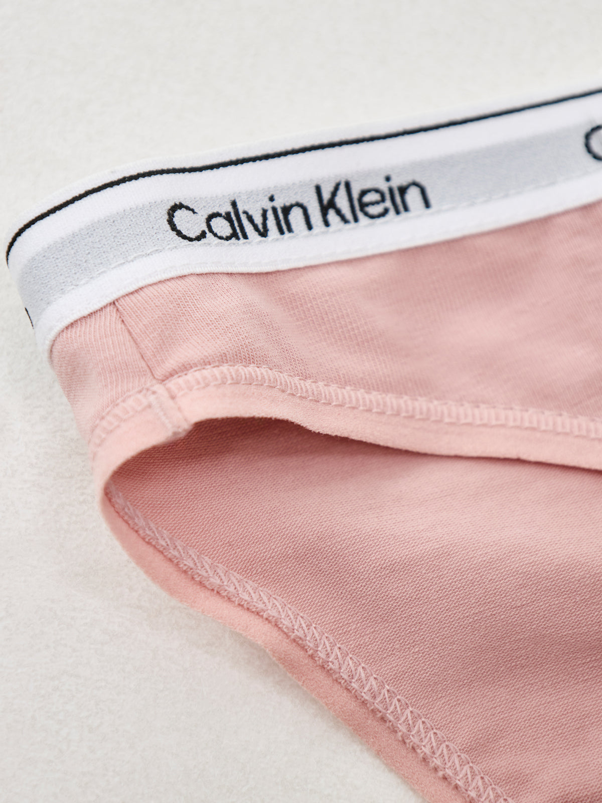 Modern Logo Bikini