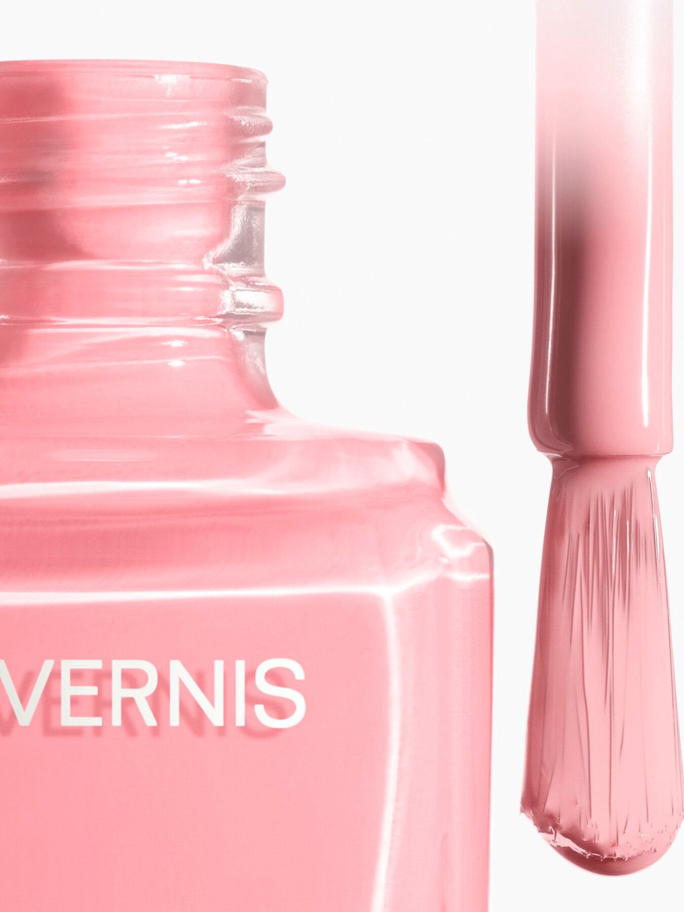 CHANEL LE VERNIS NAIL COLOUR