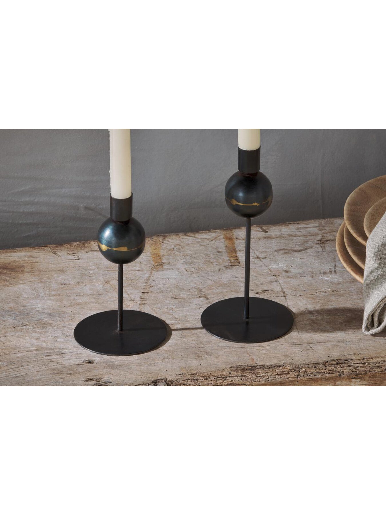 Endo Recycled Iron Candle Holder Set of 2