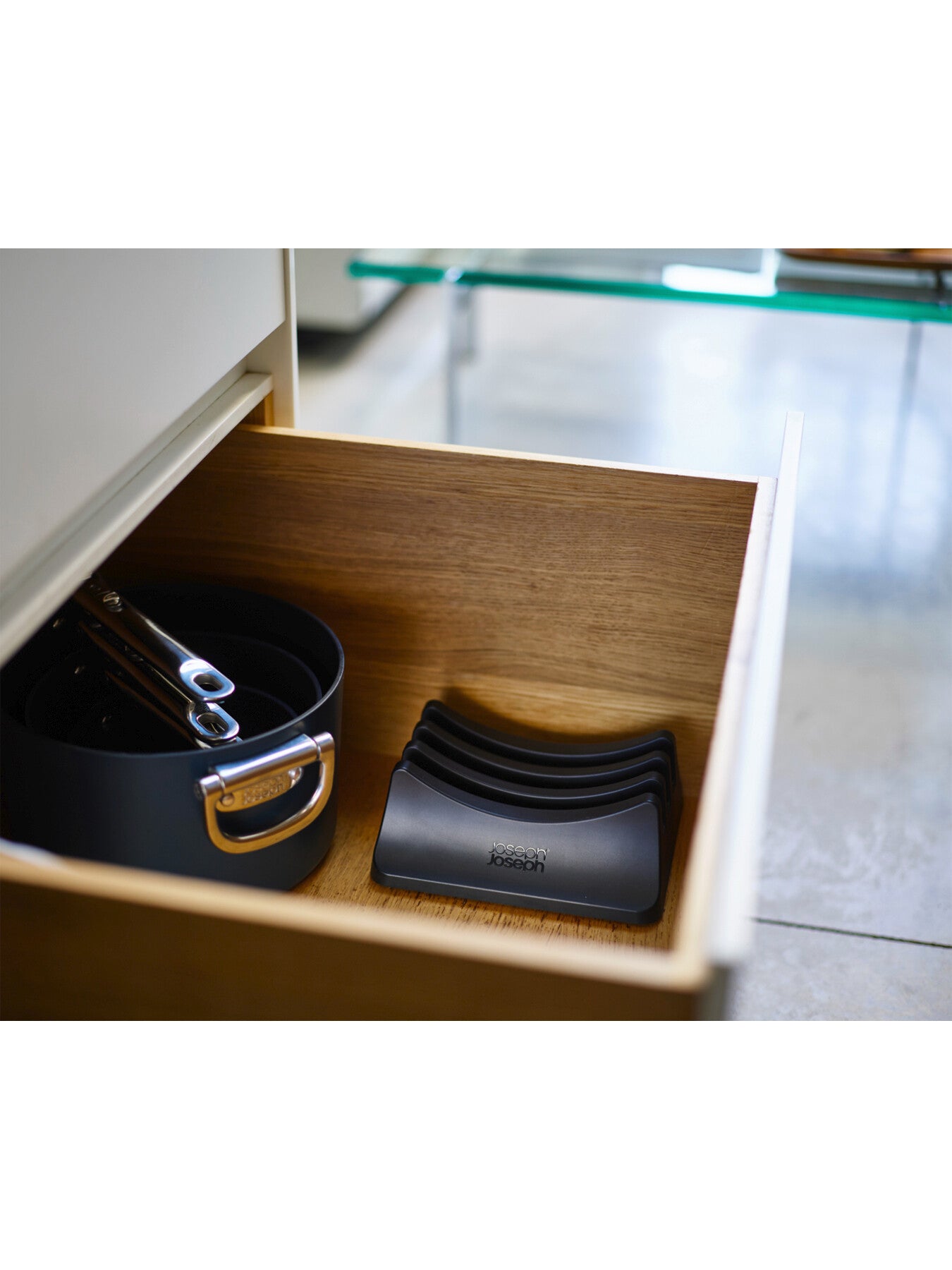Space 3 Lid Storage