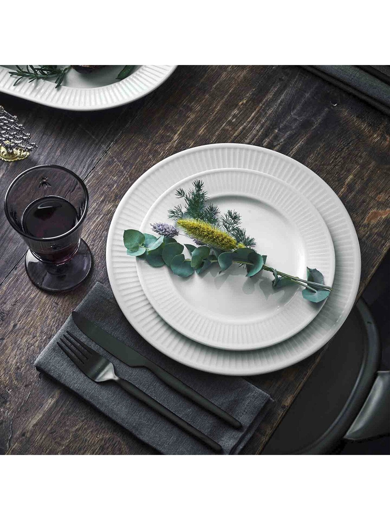 Plissé Tea Plate