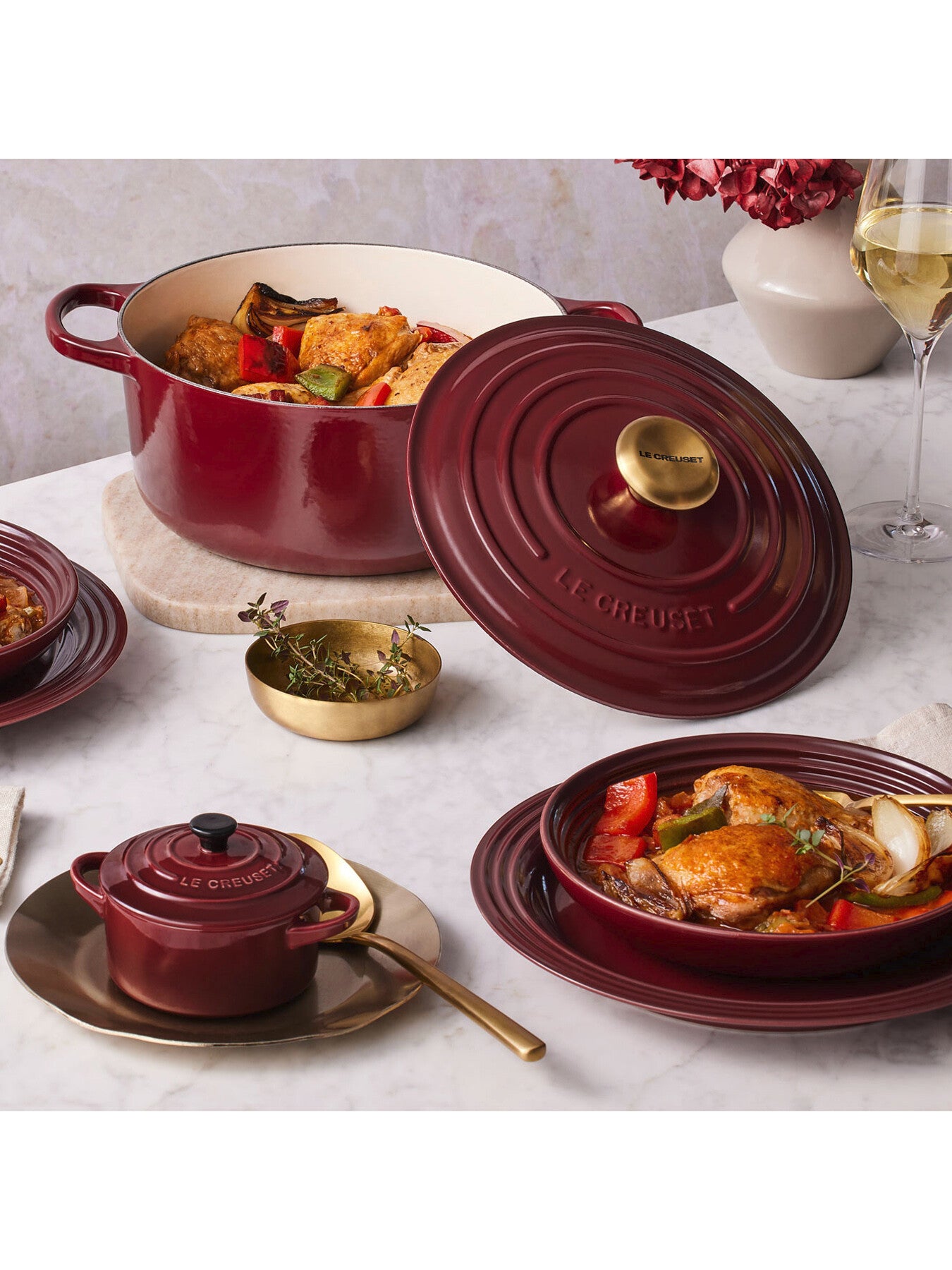 Cast Iron Round Casserole 20cm Garnett