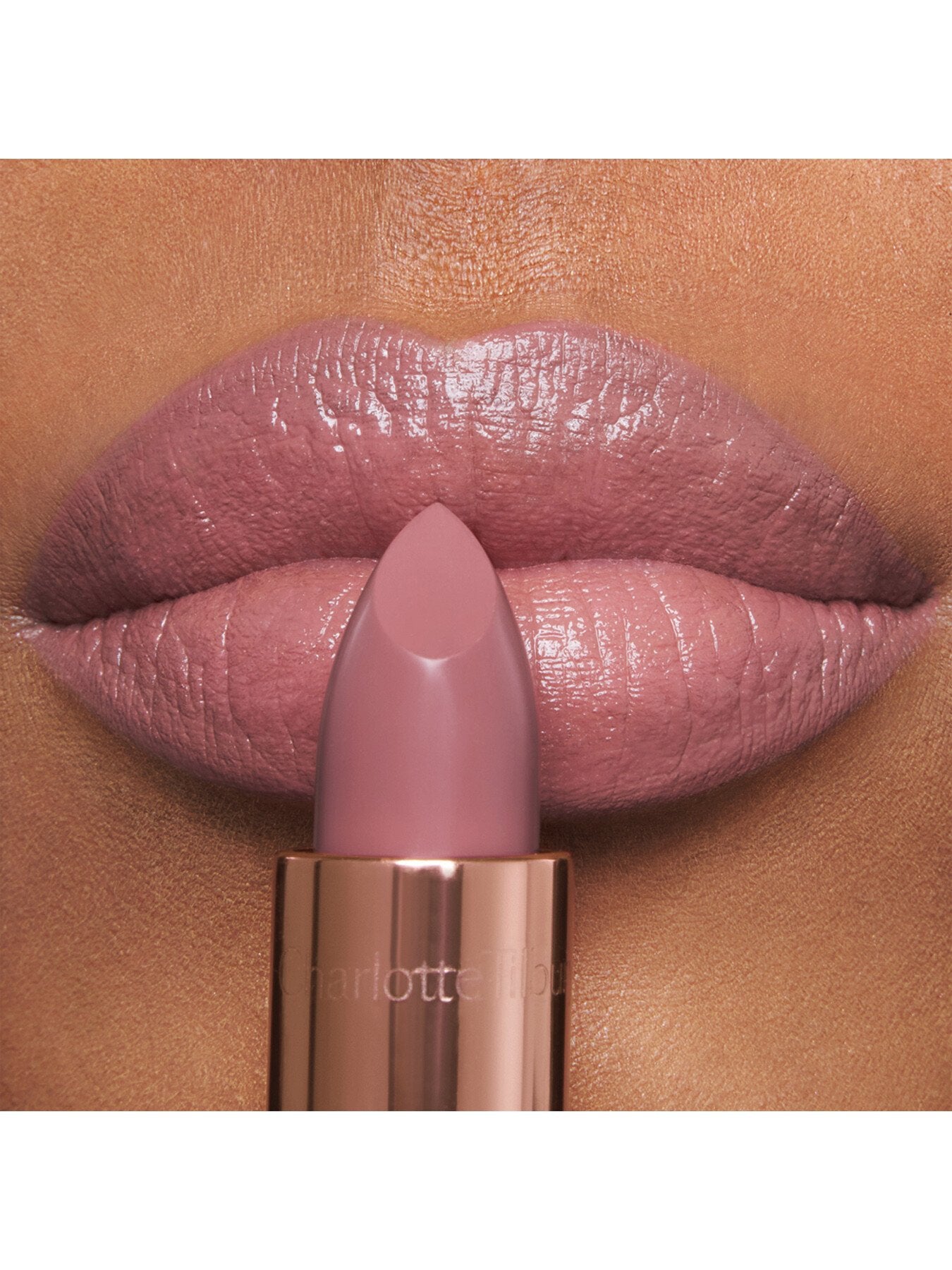 K.I.S.S.I.N.G. Pillow Talk Fair