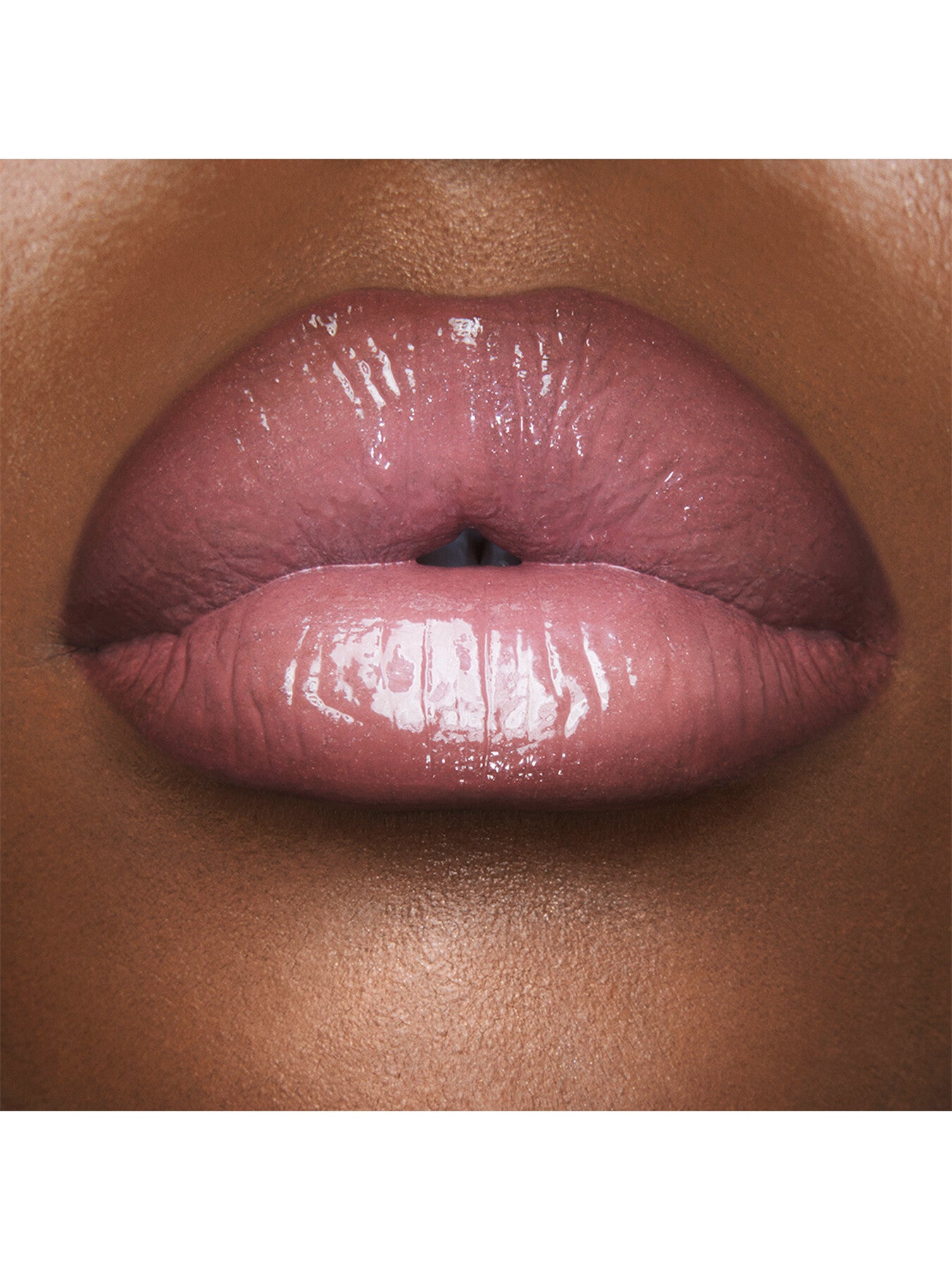 K.I.S.S.I.N.G. Pillow Talk Fair