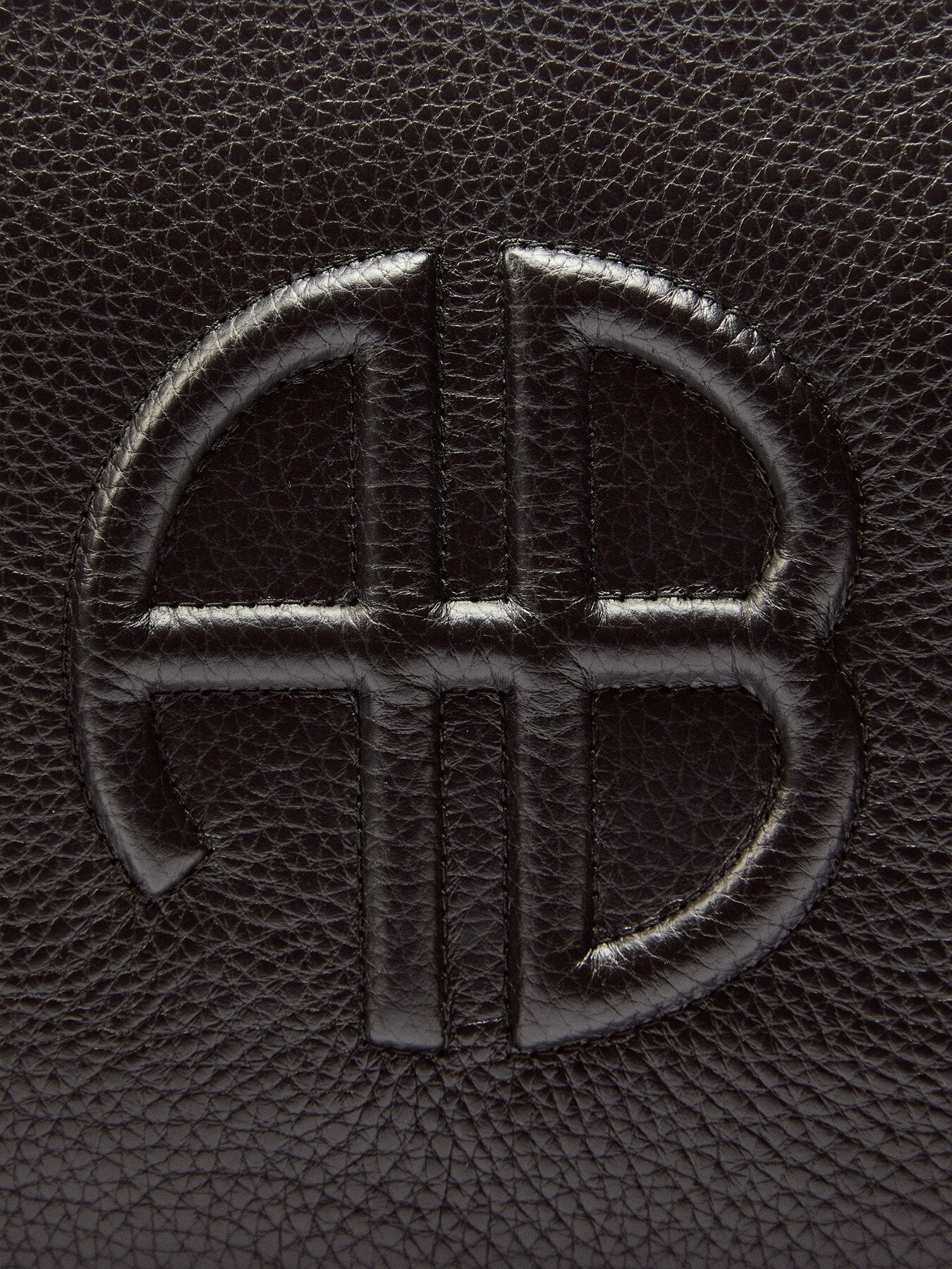 Lili Pouch Bag