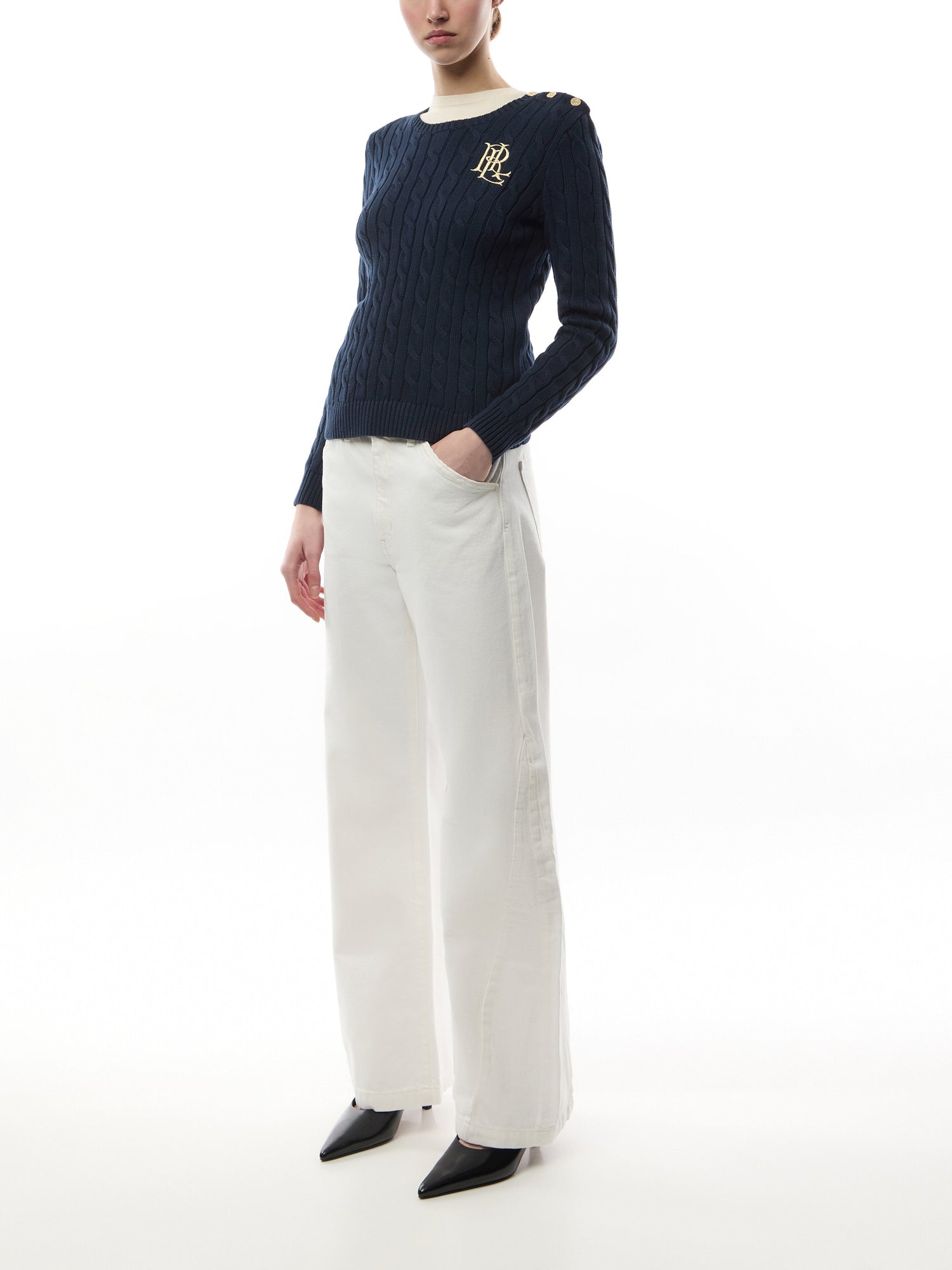 Montiva Long Sleeve Pullover