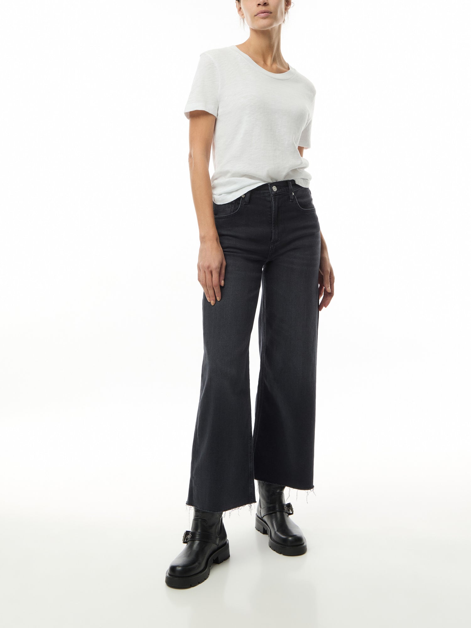 Lyra Wide Leg Crop Jeans