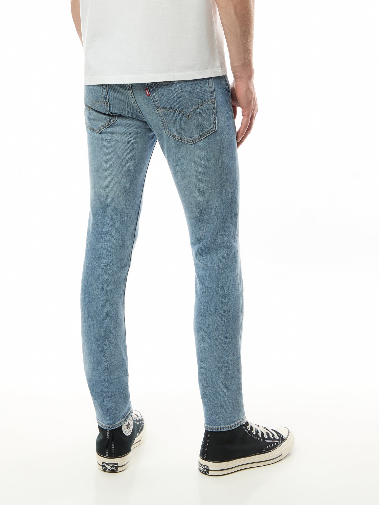 512 Slim Tapered Jeans