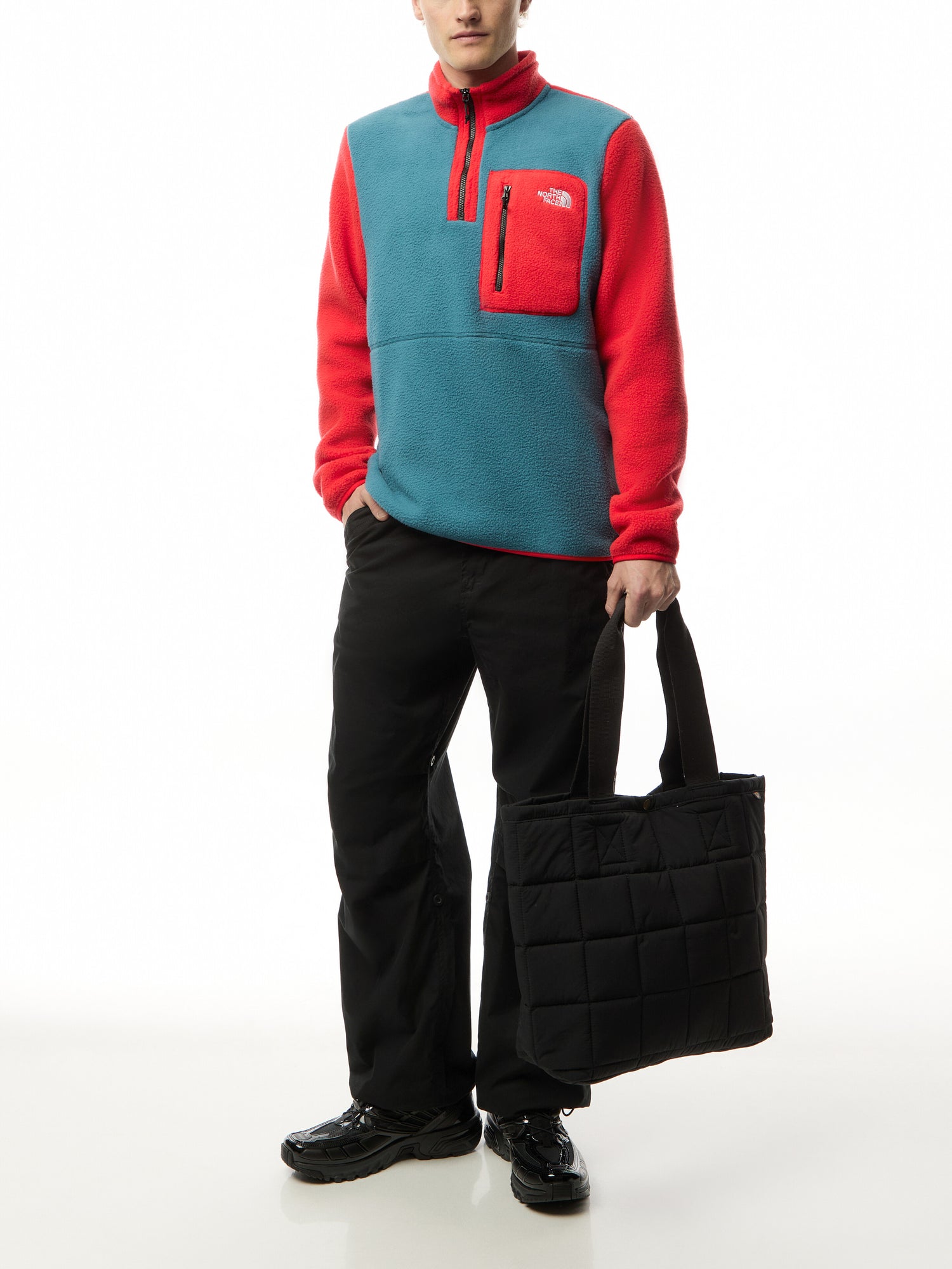 Yumiori Quarter Zip Sweatshirt