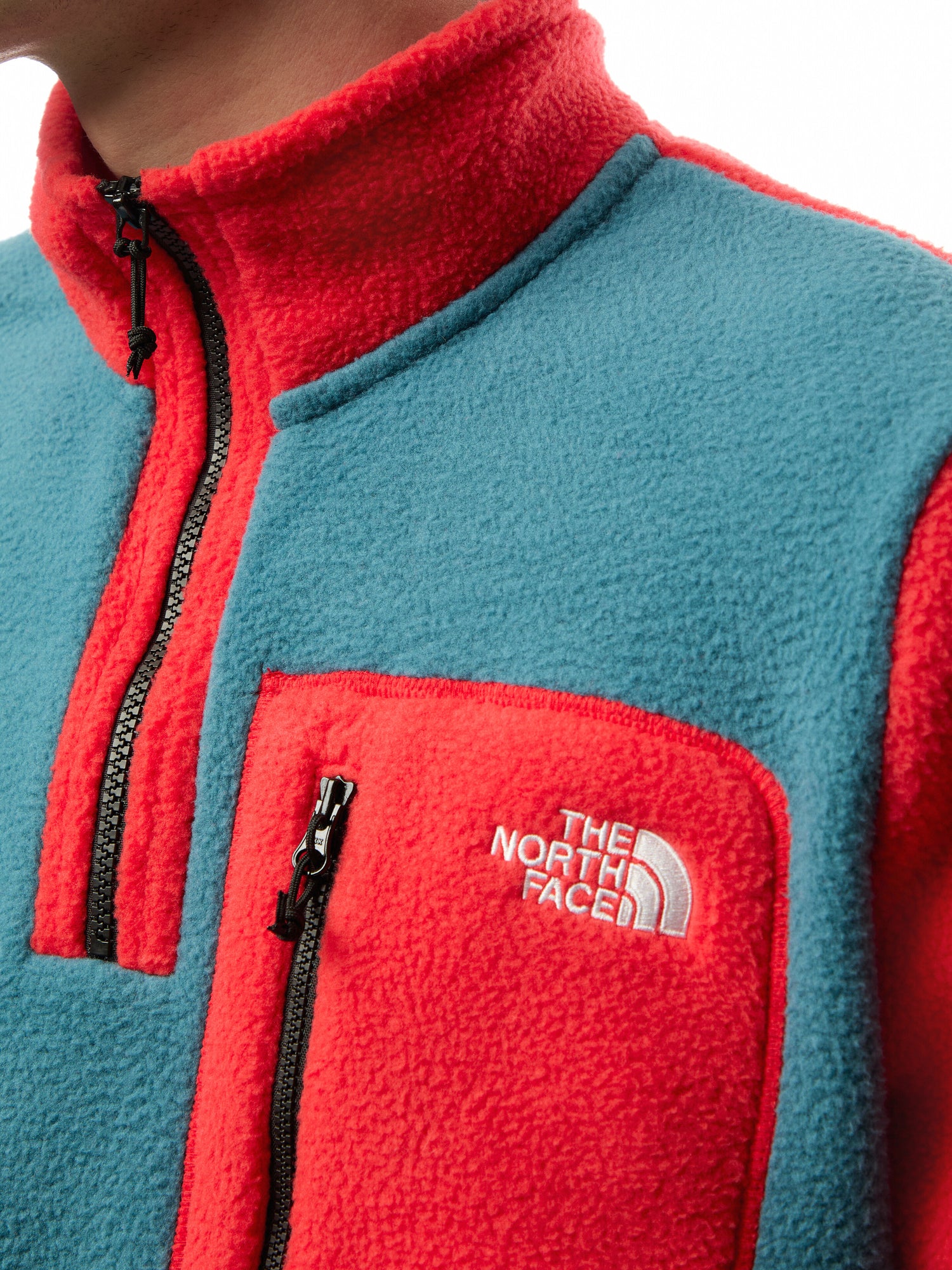 Yumiori Quarter Zip Sweatshirt