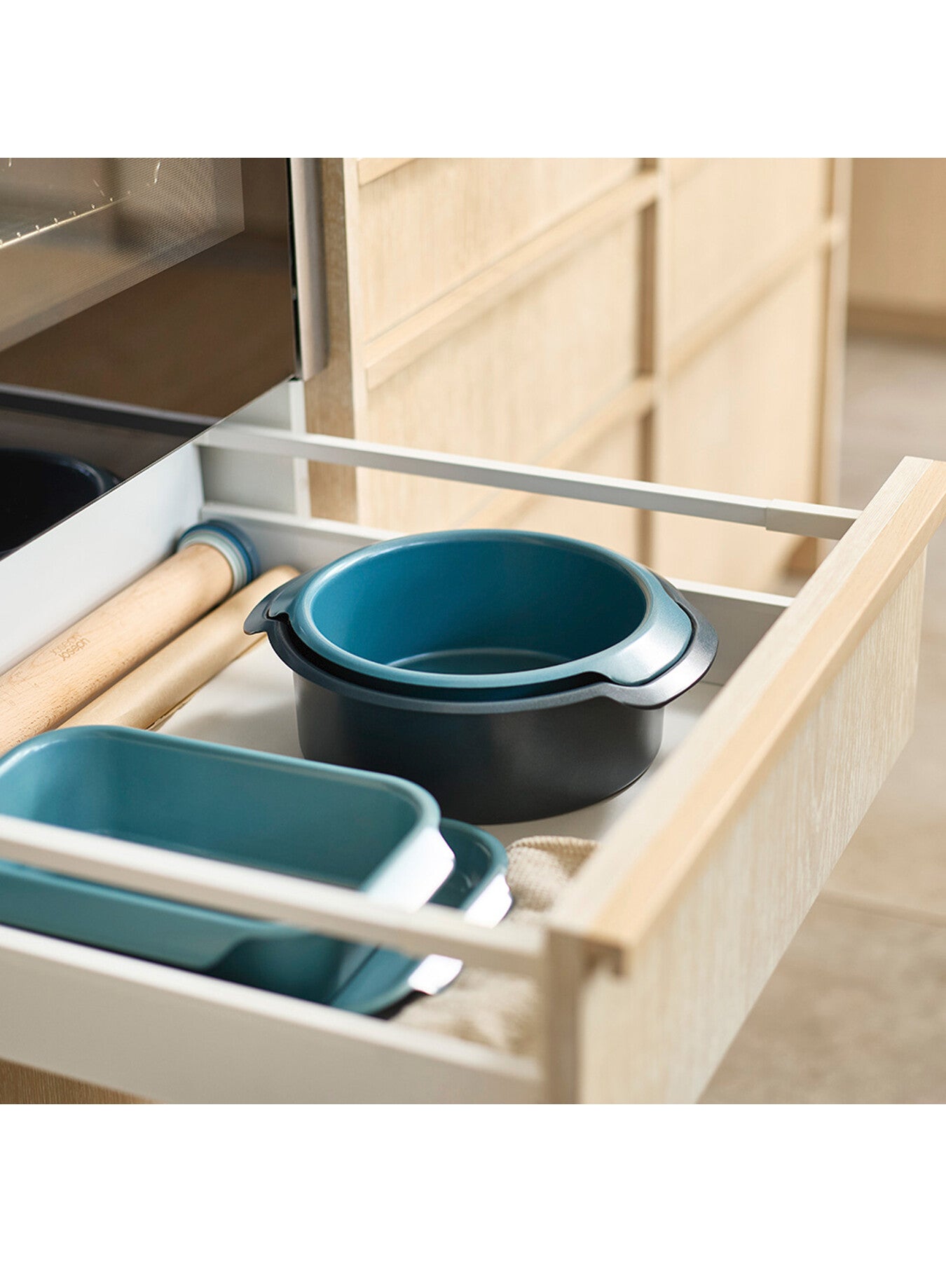 Nest Bake Round Cake Tins Set of 2