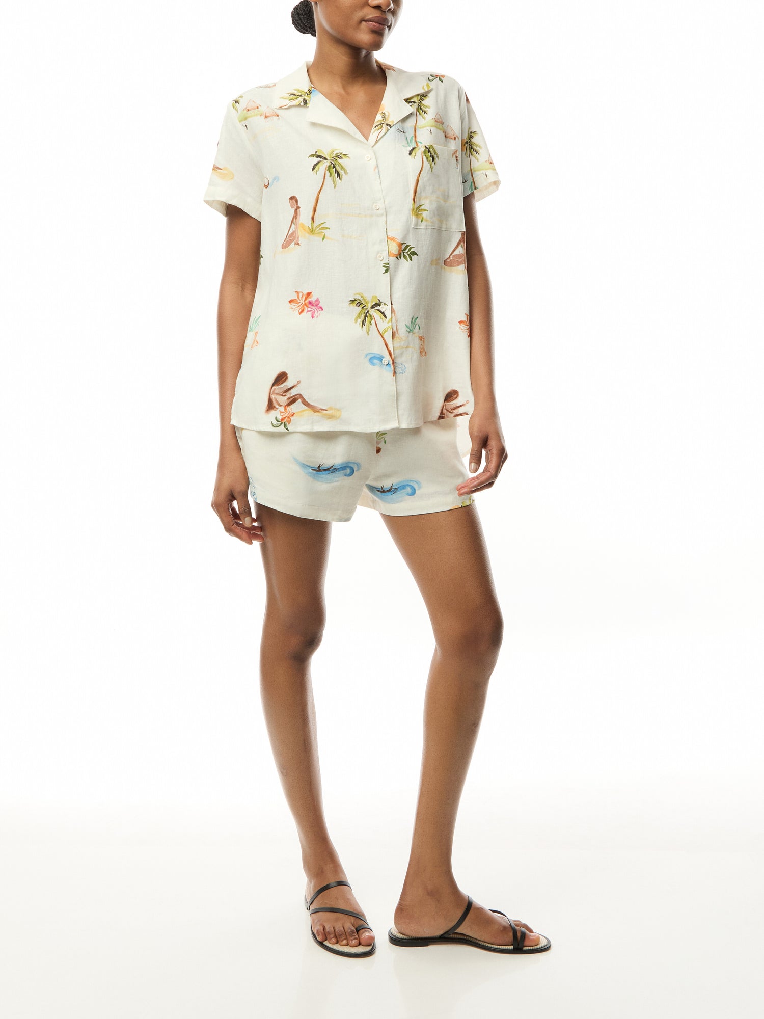 Short Beige Print Shorts