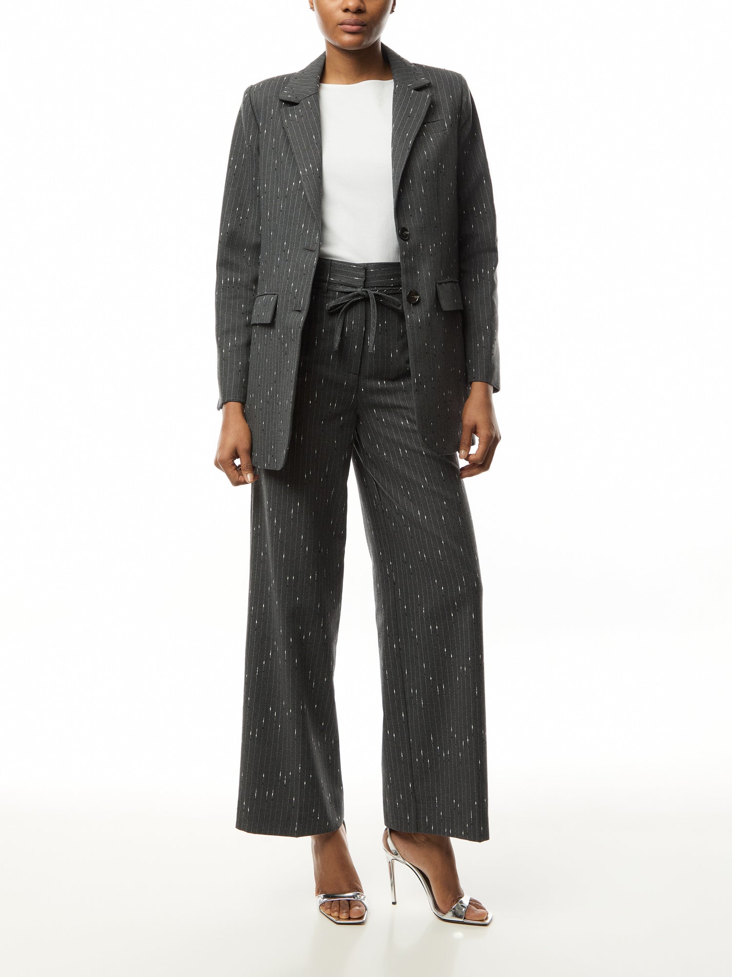 LR-JUDE 3 Textured Blazer