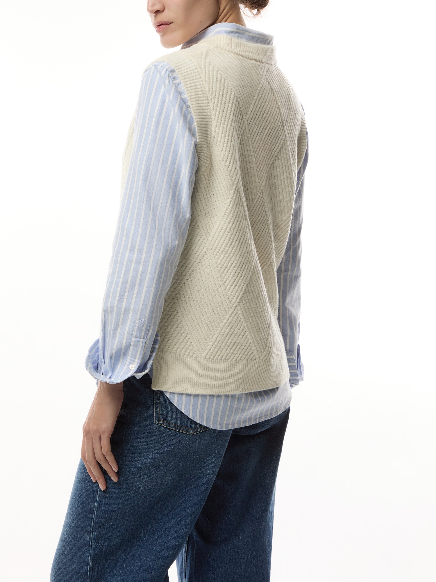 Lr-Jade 4 Knitted Vest