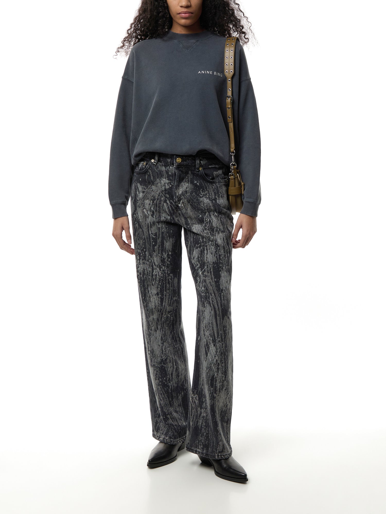 Jaci Sweatshirt Twisted Snake - Washed Black