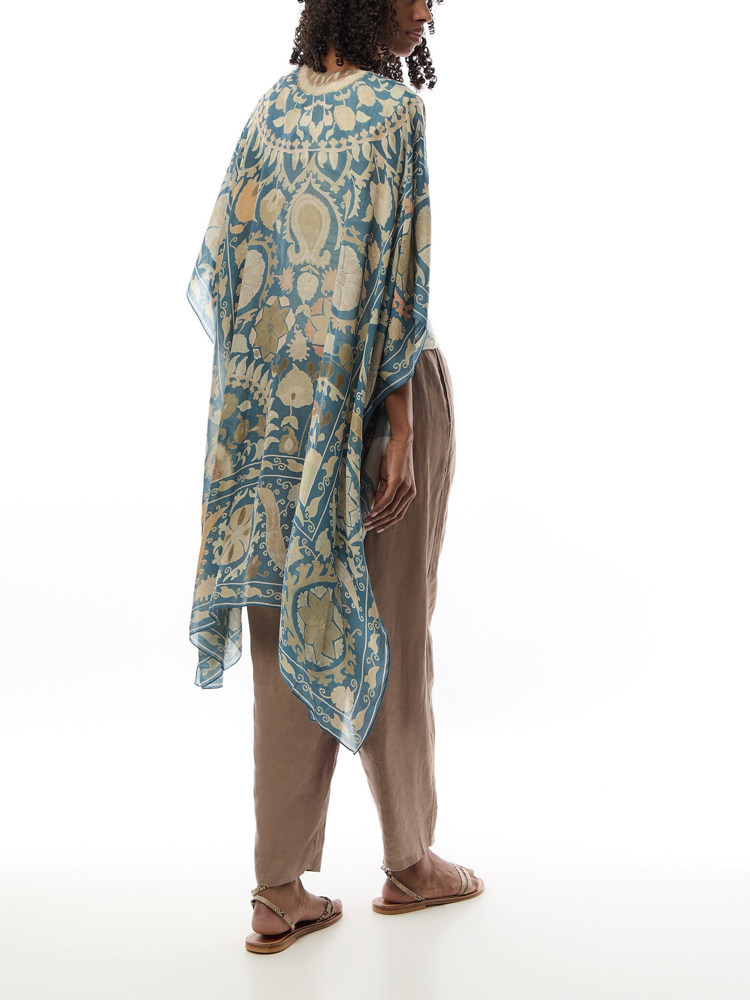 Susani Blue Throwover