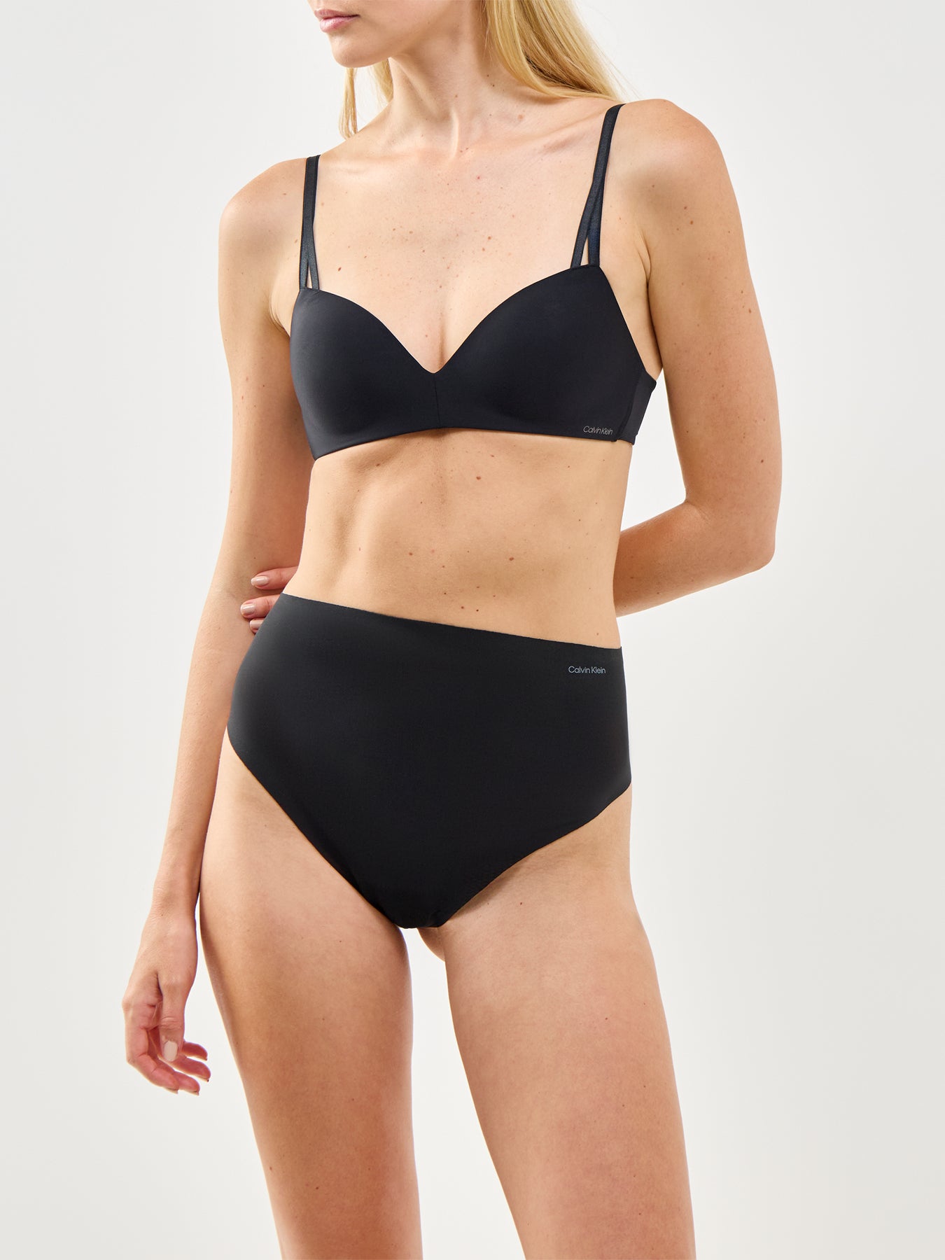 Stay Put Mesh Sculpted Firm Mesh Thong Black
