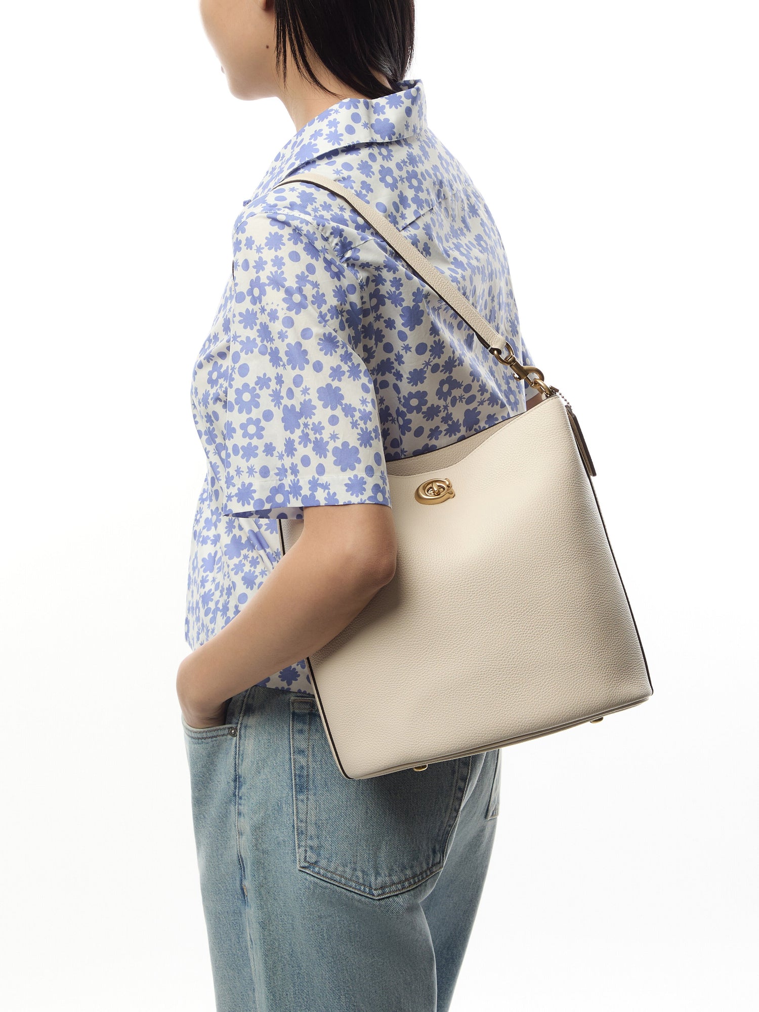 Willow Soft Bucket Bag Chalk
