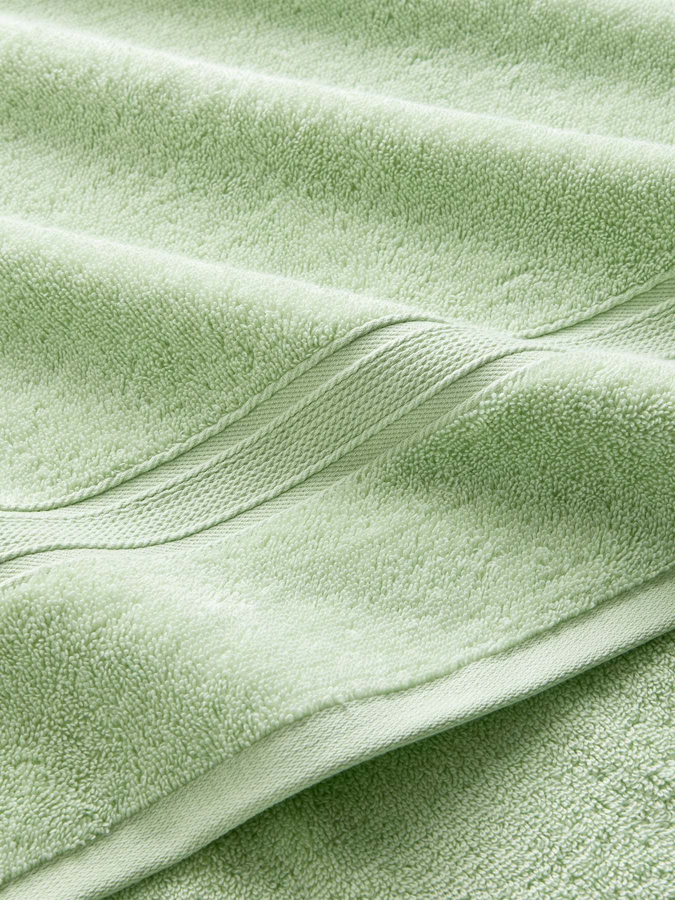 Serene Bath Sheet Green 90 x 150 cm