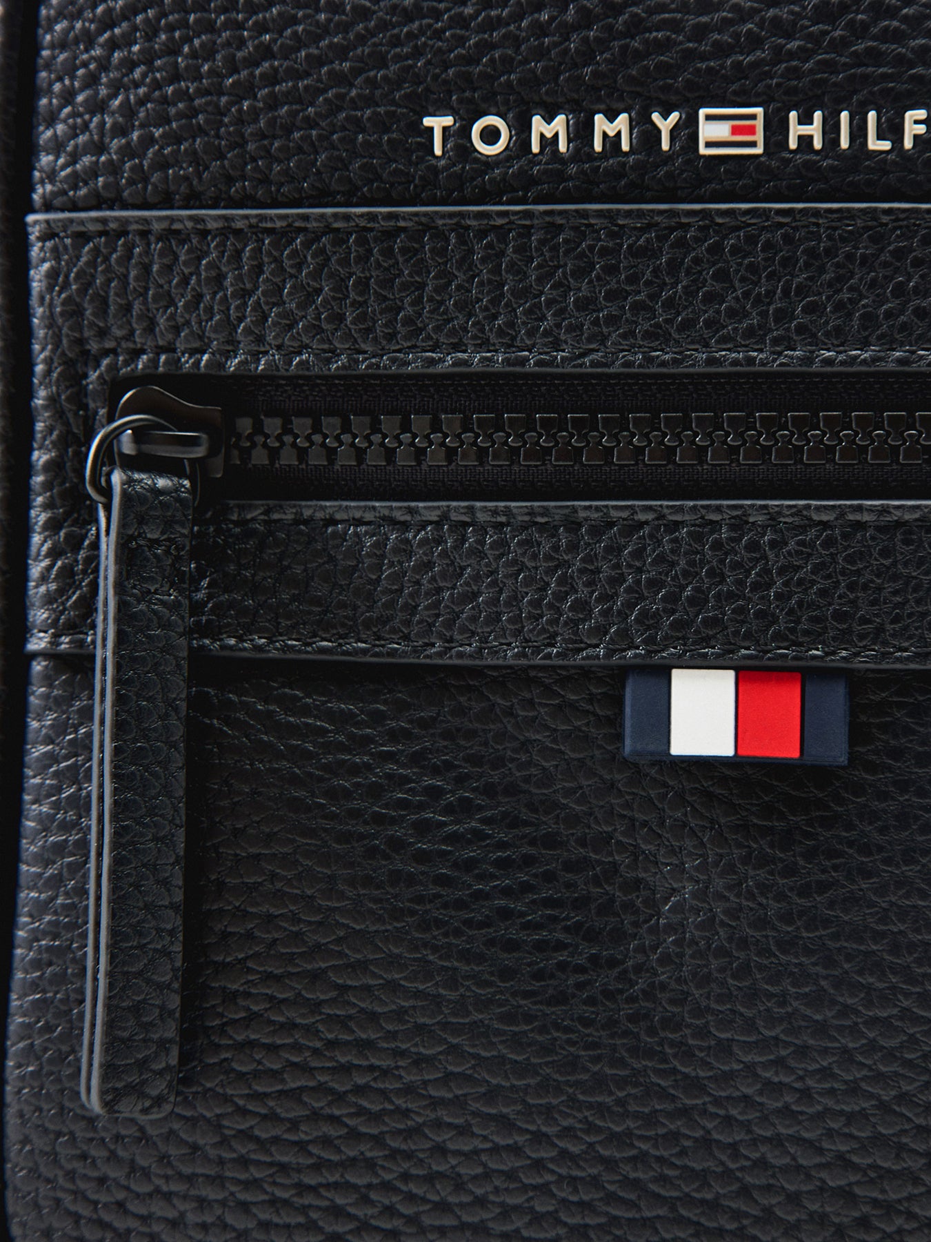 Essential Small Reporter Bag