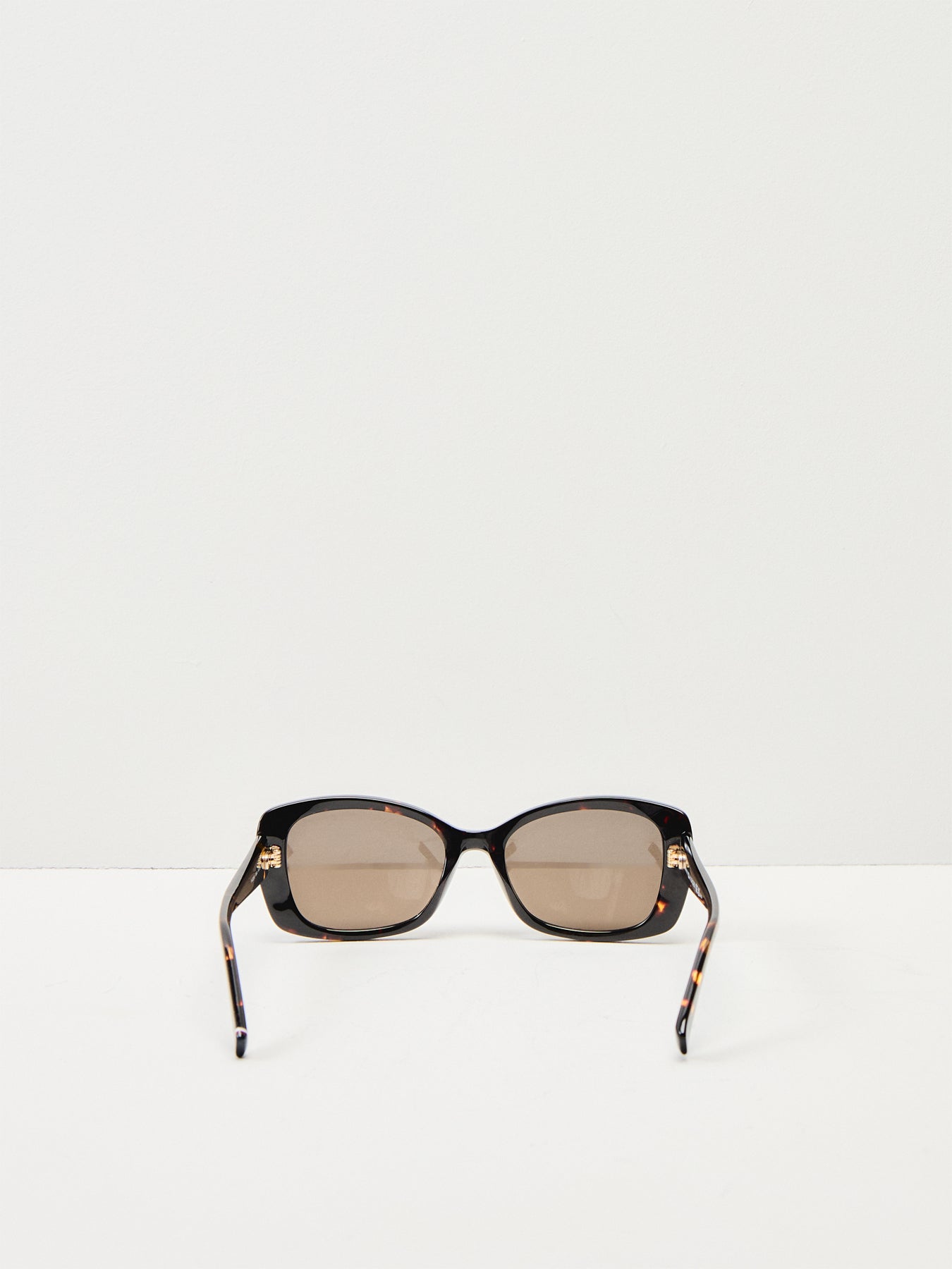 Woman Square Havana Sunglasses