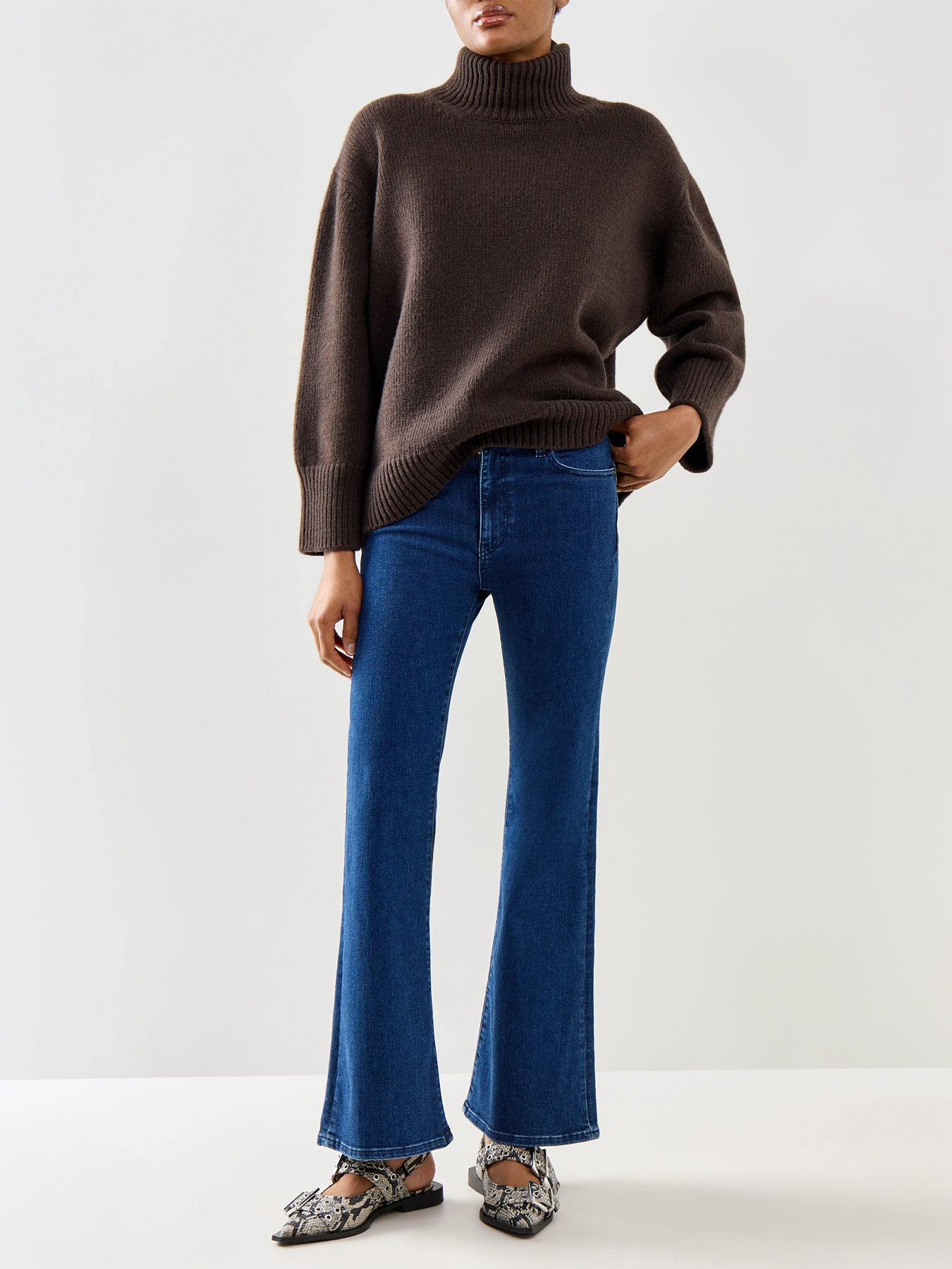 The Icon Flare Jeans Blue